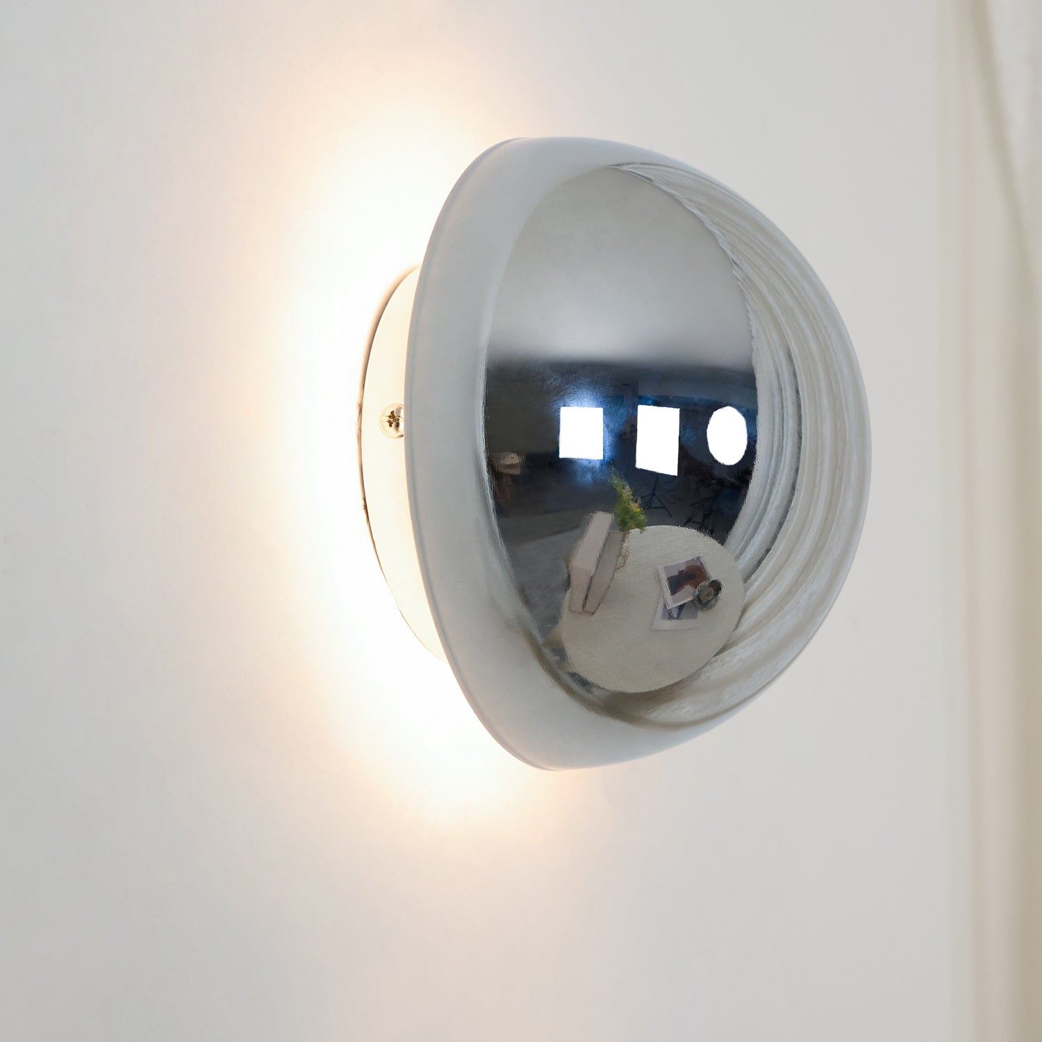 Aurum Sphere Wall Sconce - Blowlighting
