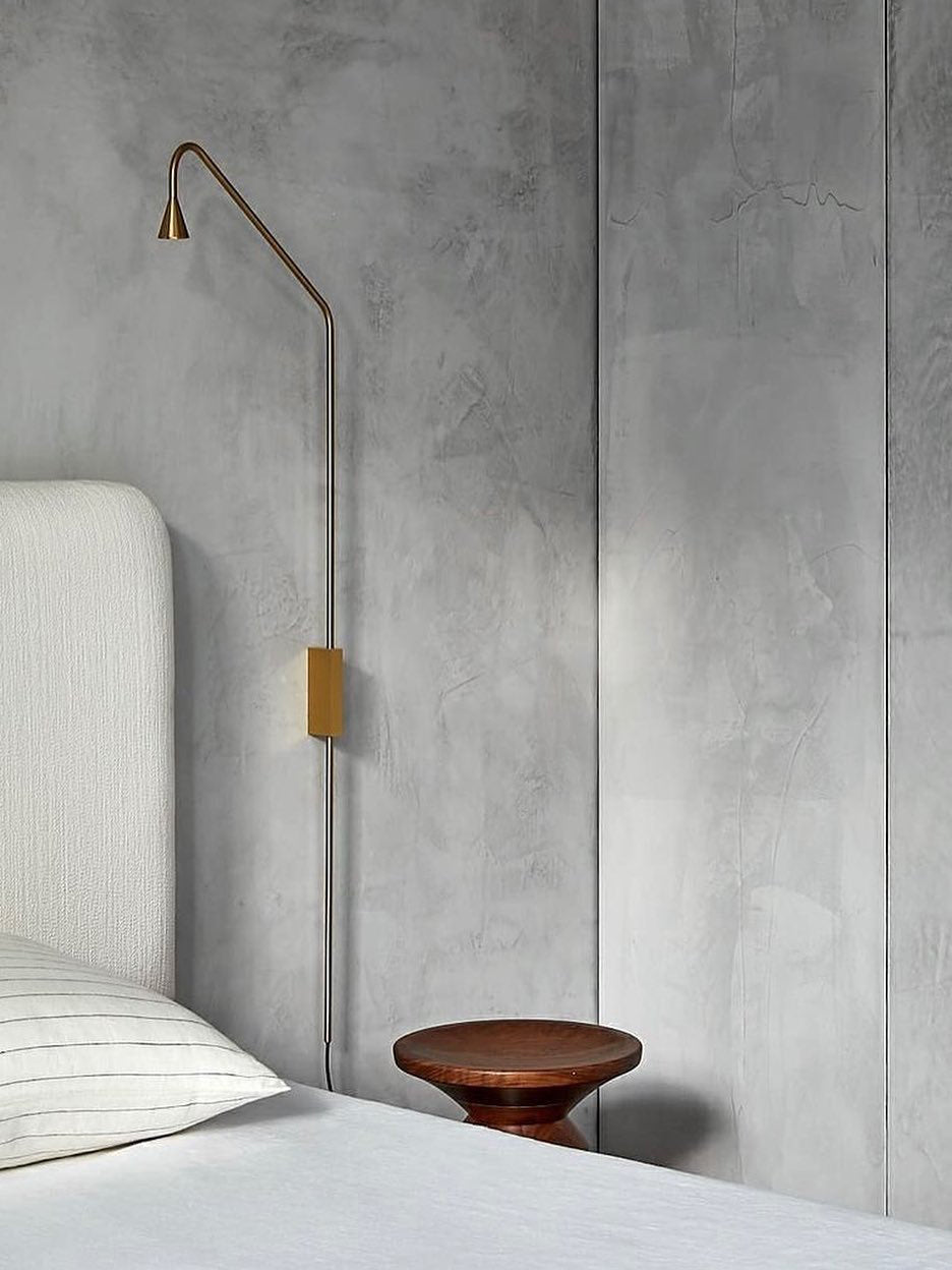 Pureform Wall Lamp - Blowlighting