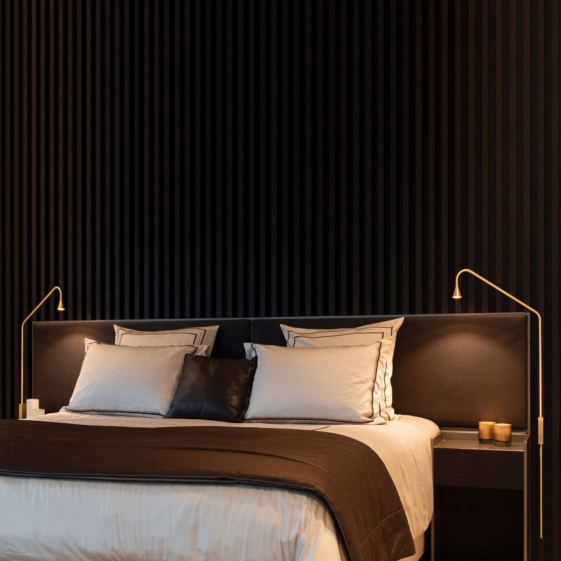 Pureform Wall Lamp - Blowlighting