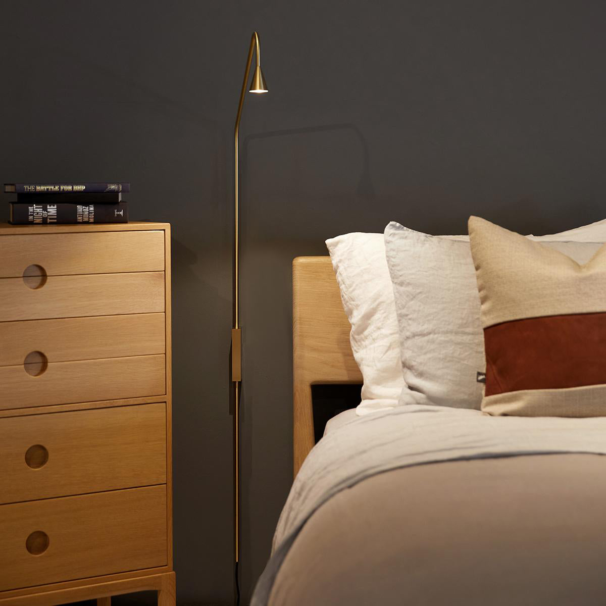 Pureform Wall Lamp - Blowlighting