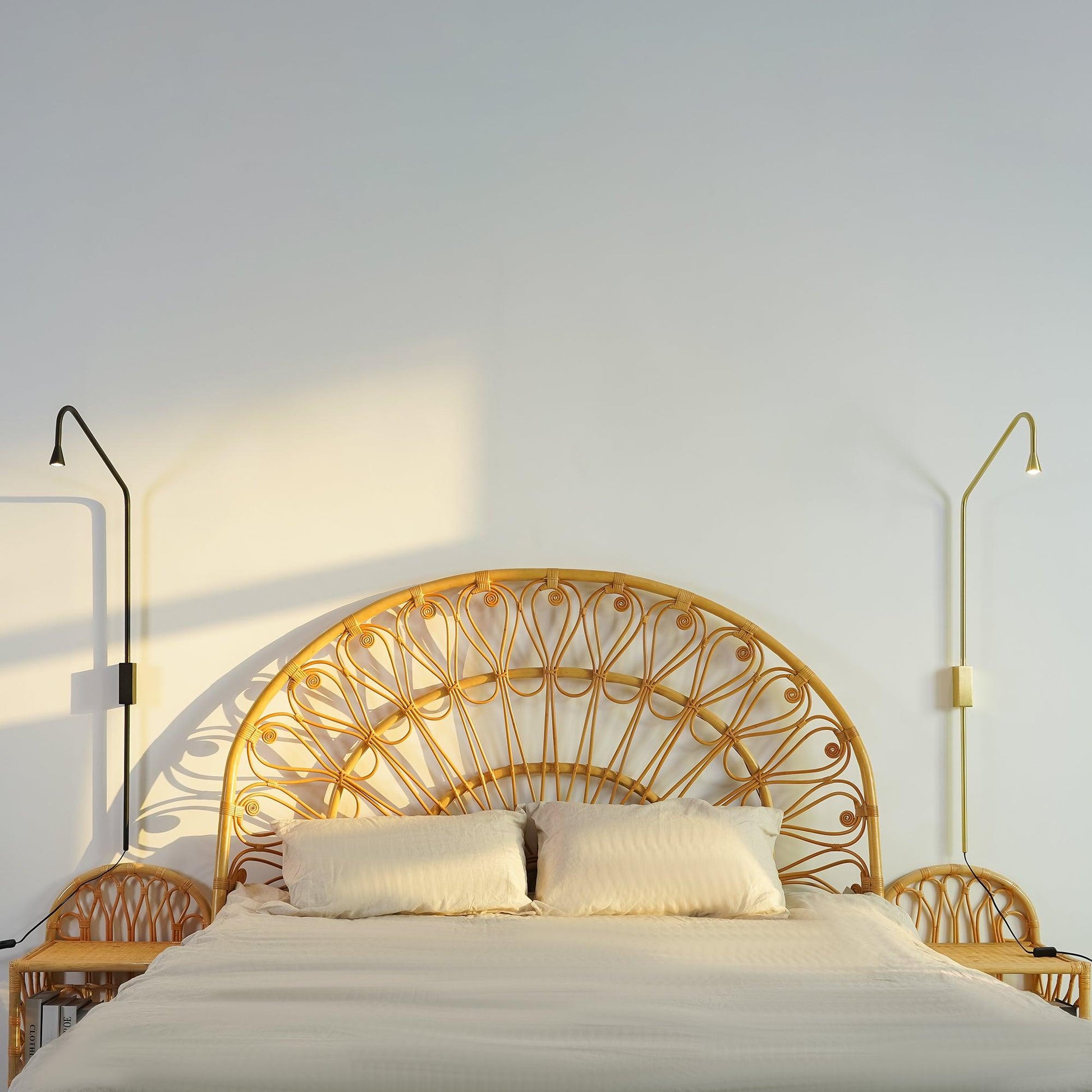 Pureform Wall Lamp - Blowlighting