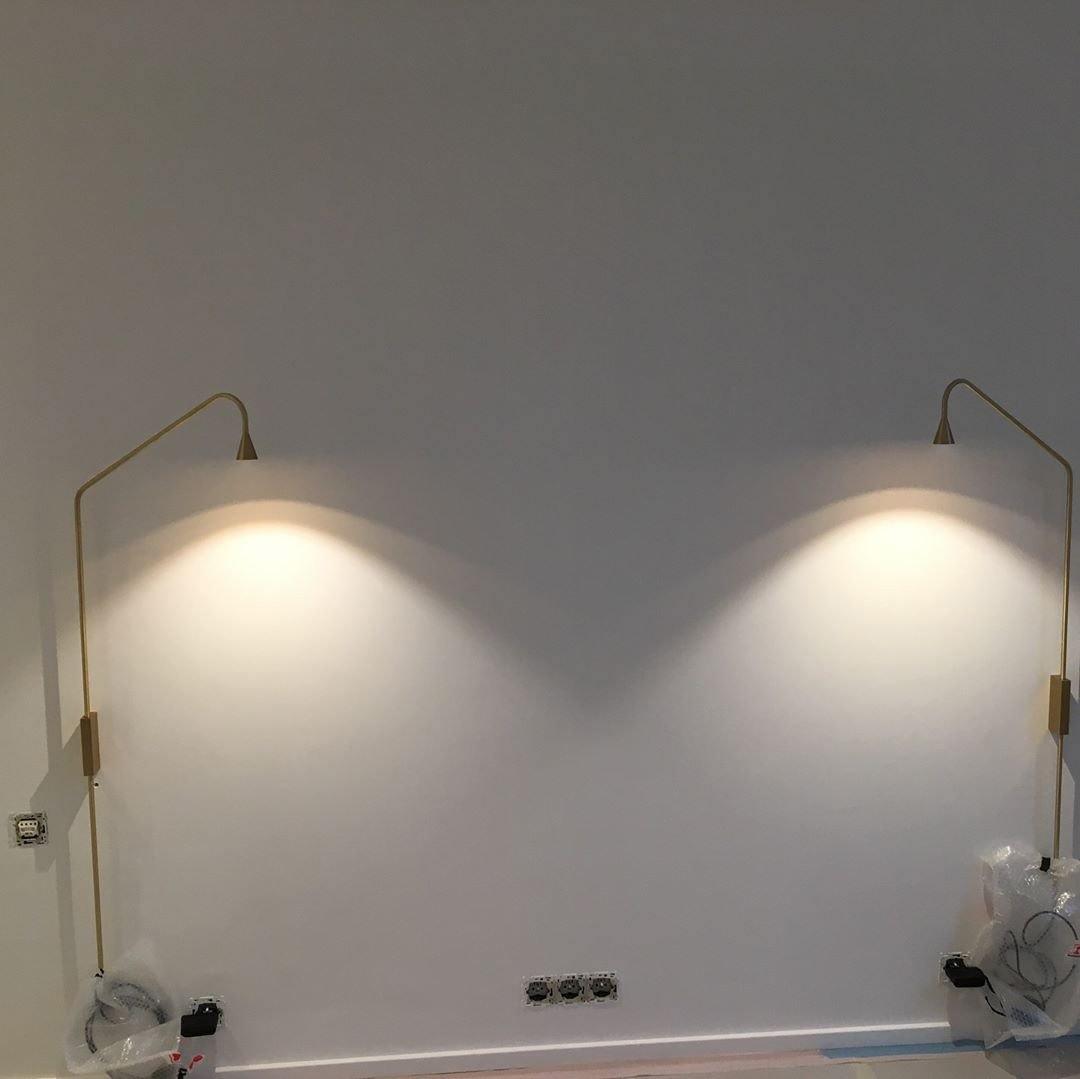 Pureform Wall Lamp - Blowlighting