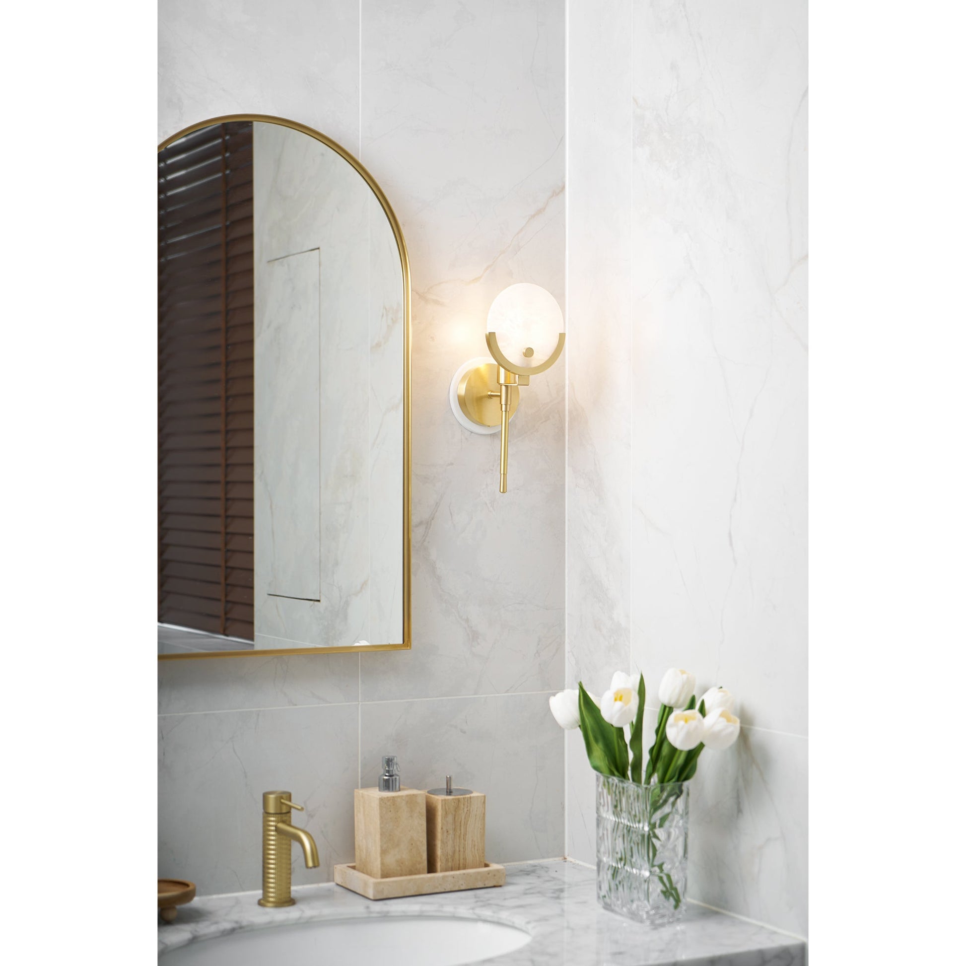 Zavarara Sphere Alabaster Wall Light - Blowlighting