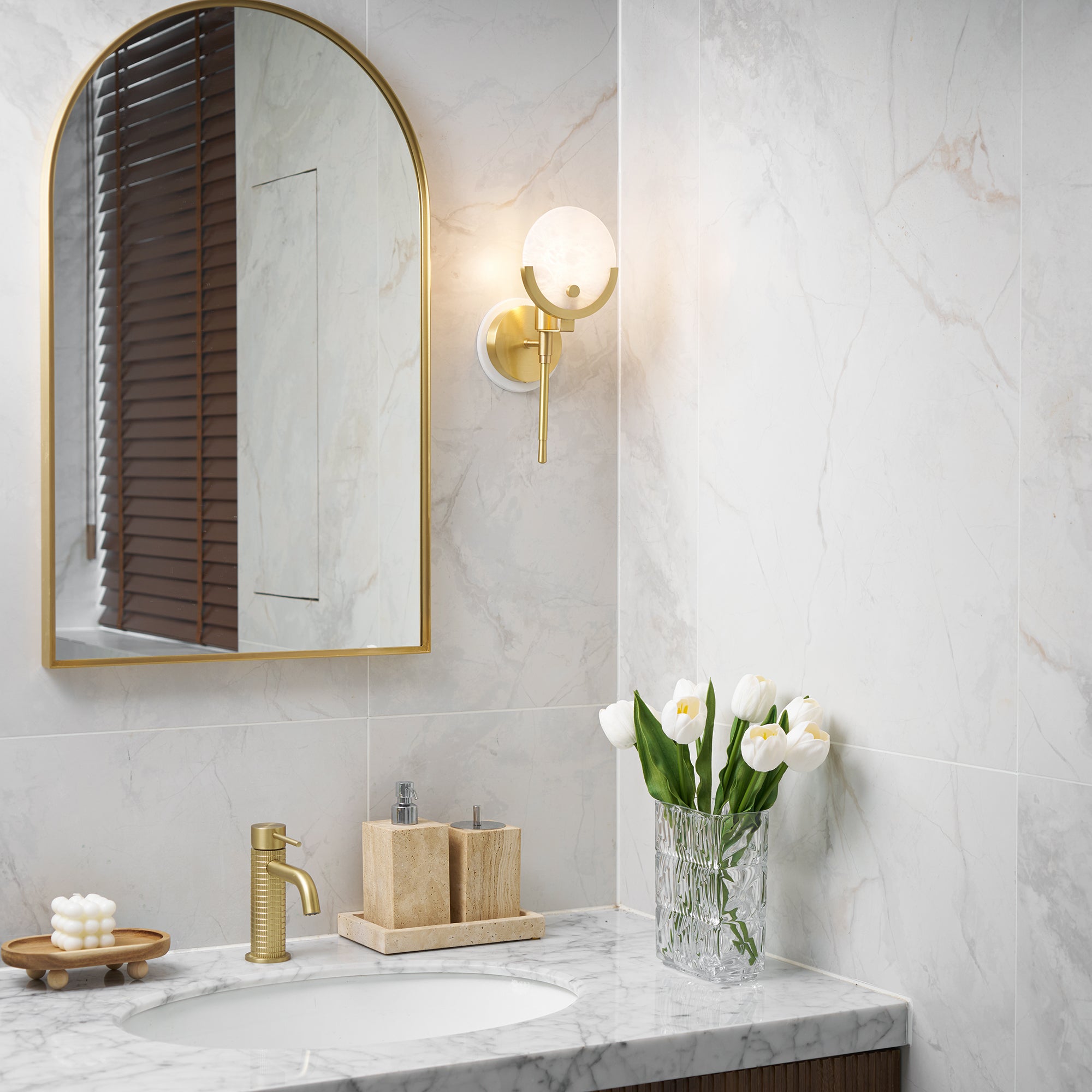 Zavarara Sphere Alabaster Wall Light - Blowlighting