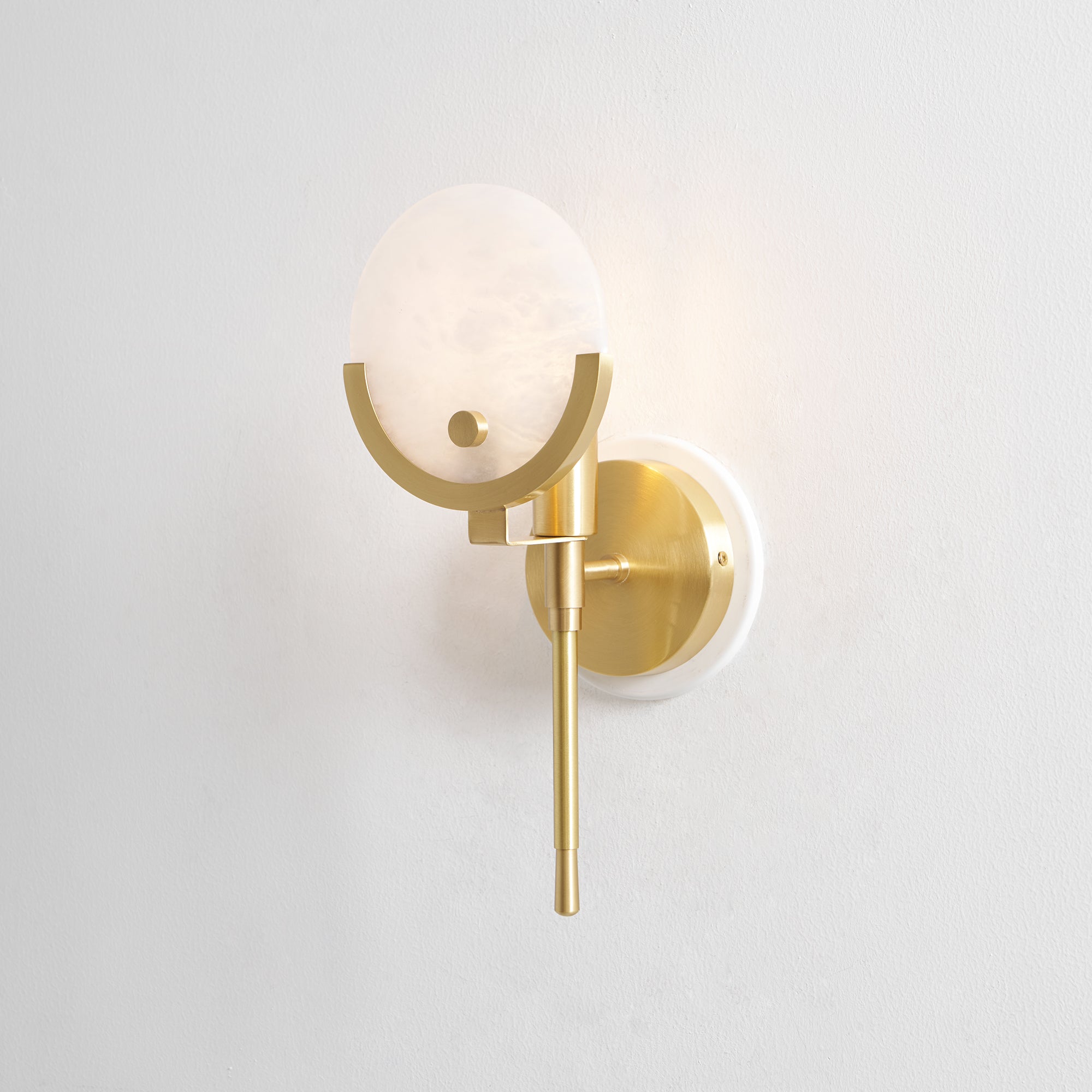 Zavarara Sphere Alabaster Wall Light - Blowlighting