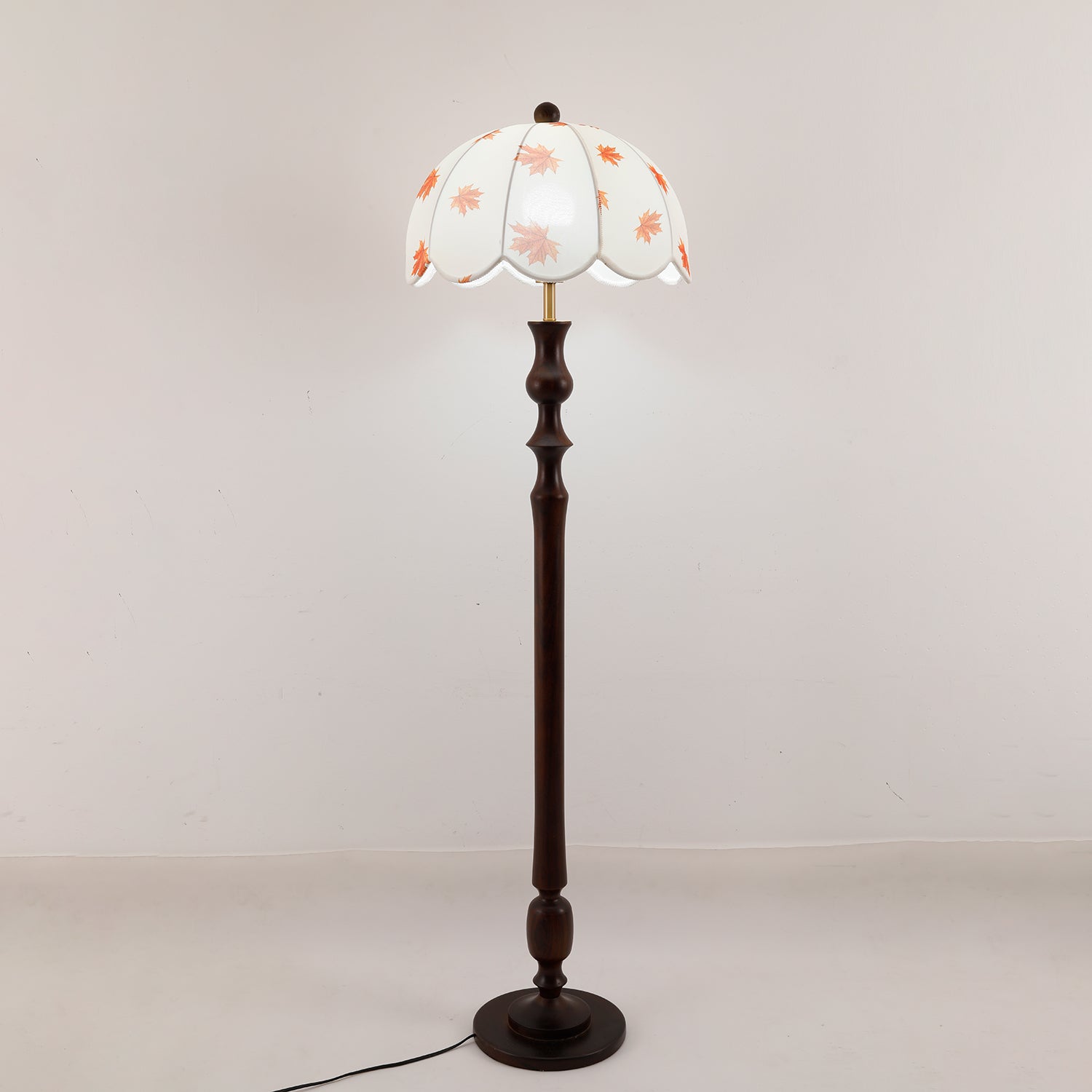 Avery Floor Lamp - Blowlighting
