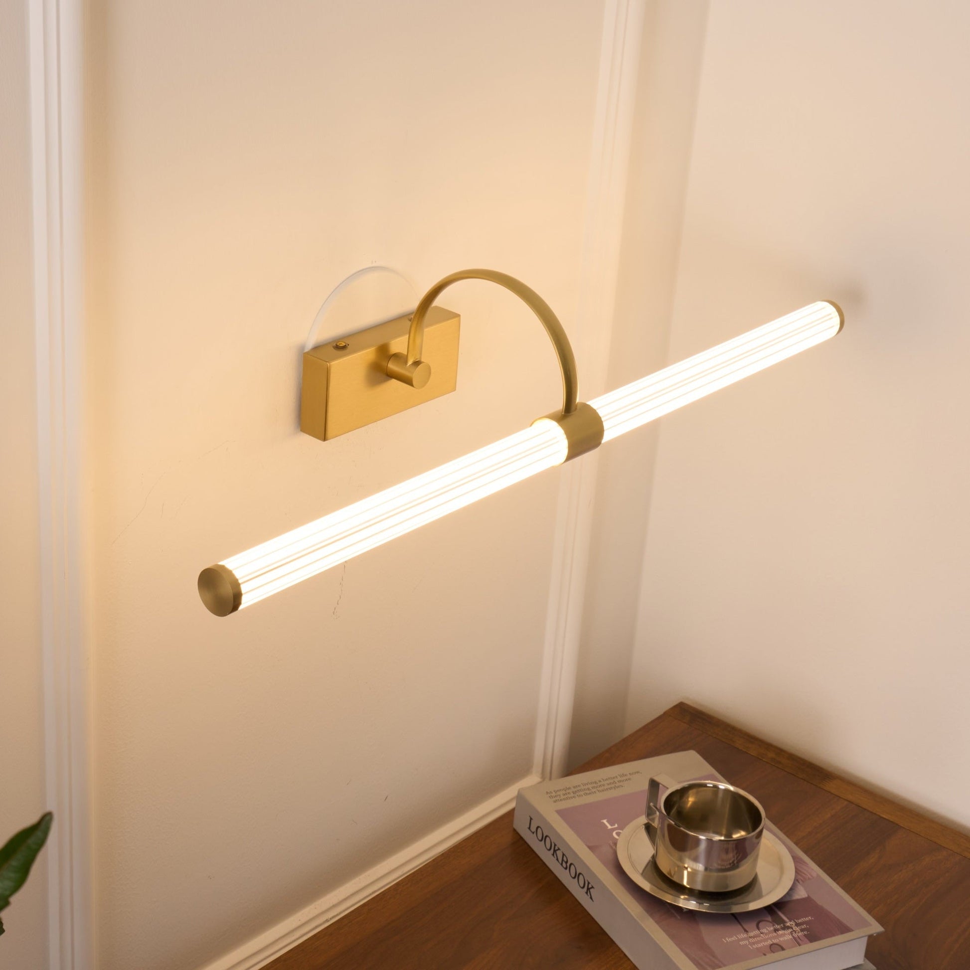 Avery Wall Light - Blowlighting