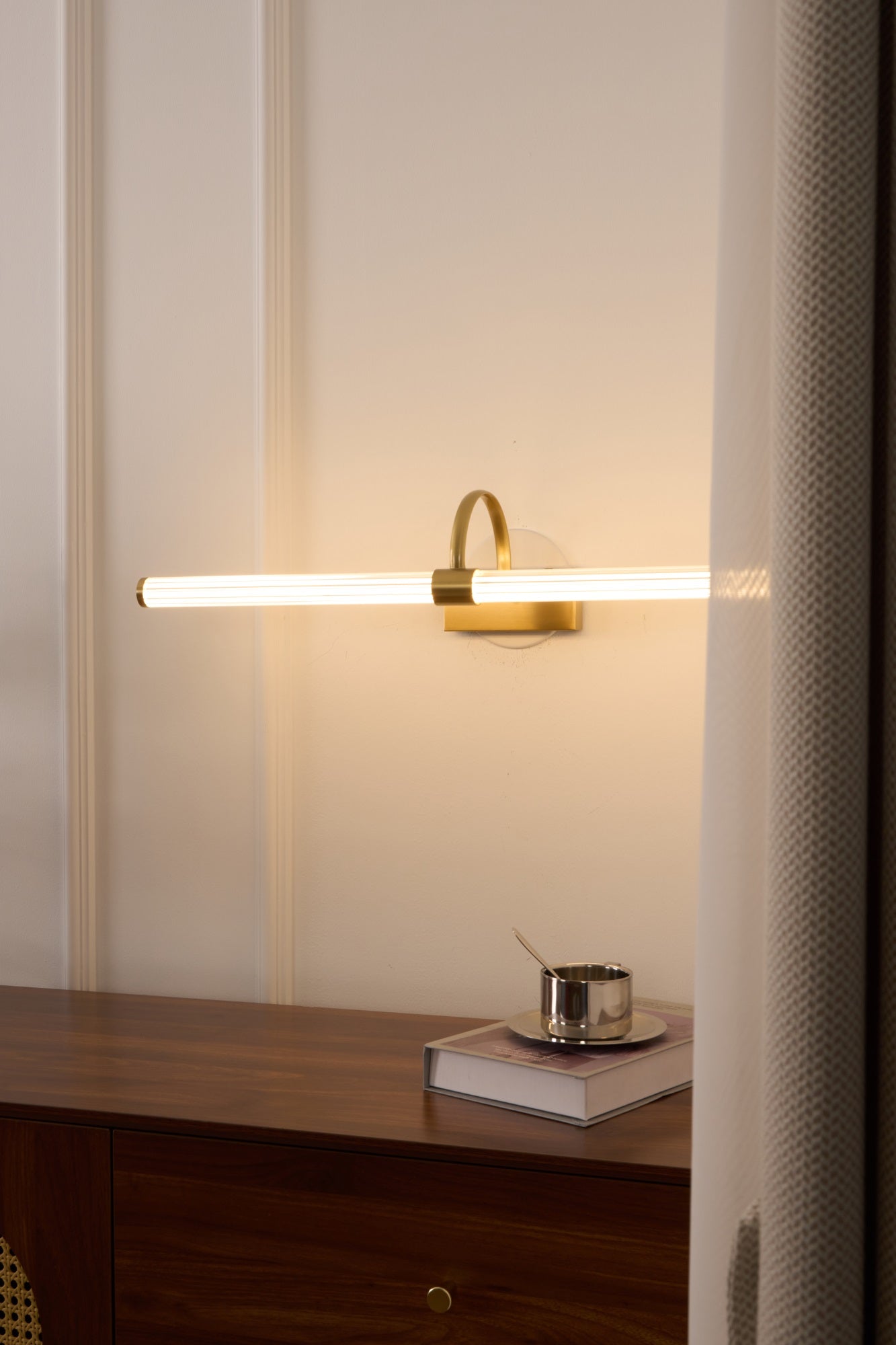 Avery Wall Light - Blowlighting