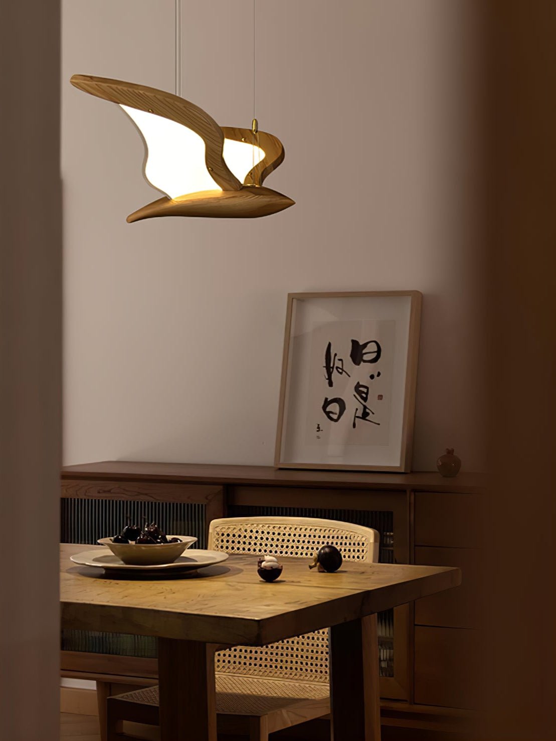 Lyvynia Organic Wood Pendant Light - Blowlighting