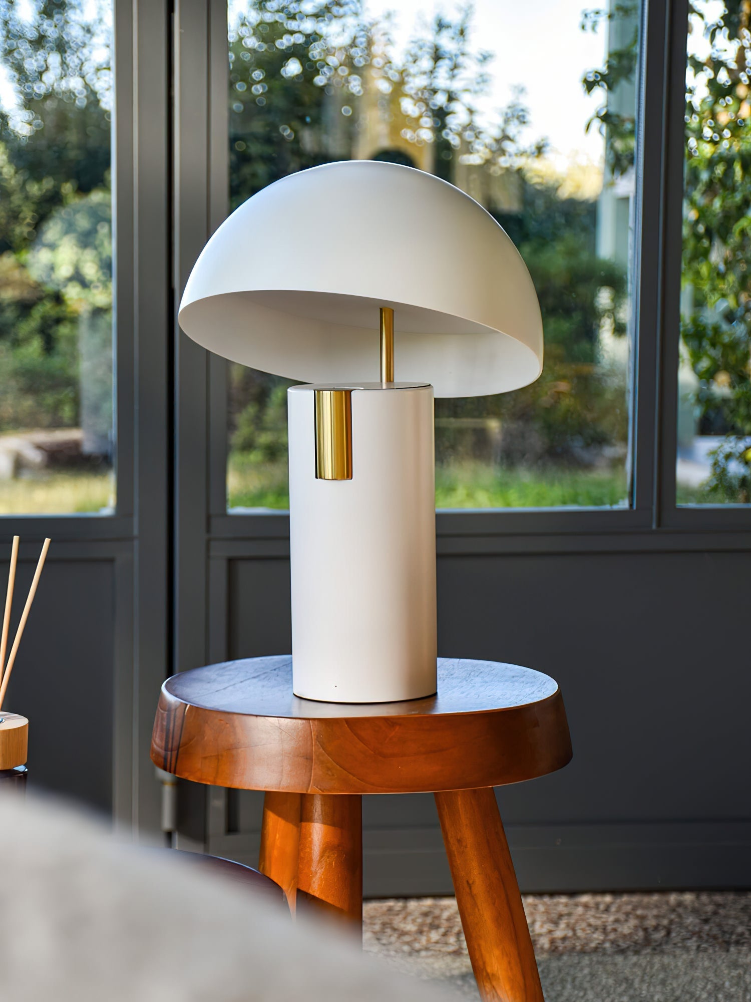 Avo Table Lamp - Blowlighting
