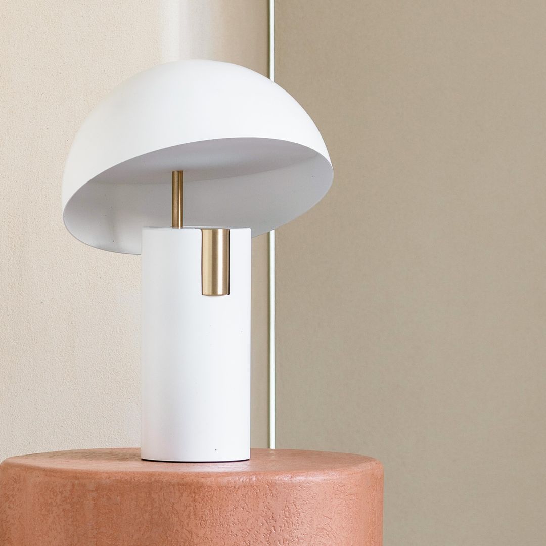 Avo Table Lamp - Blowlighting