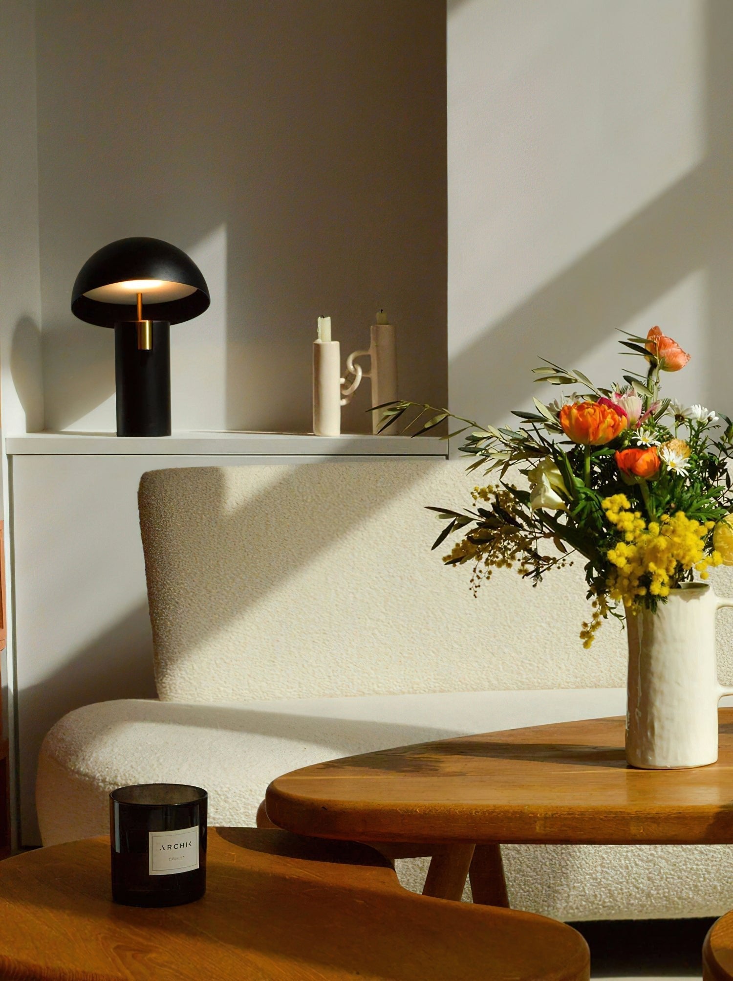 Avo Table Lamp - Blowlighting