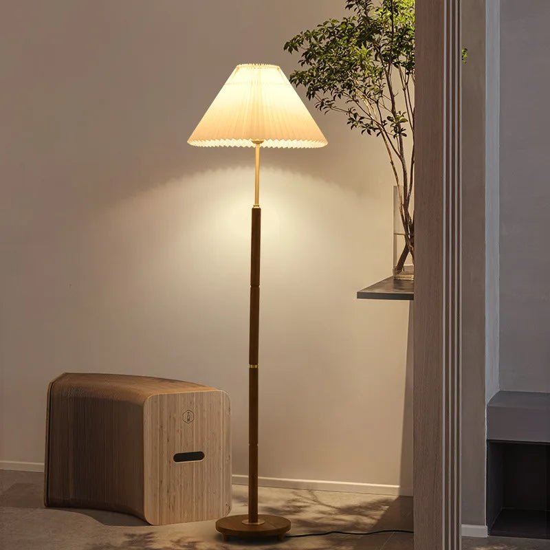Axya Vintage Pleated Floor Lamp - Blowlighting