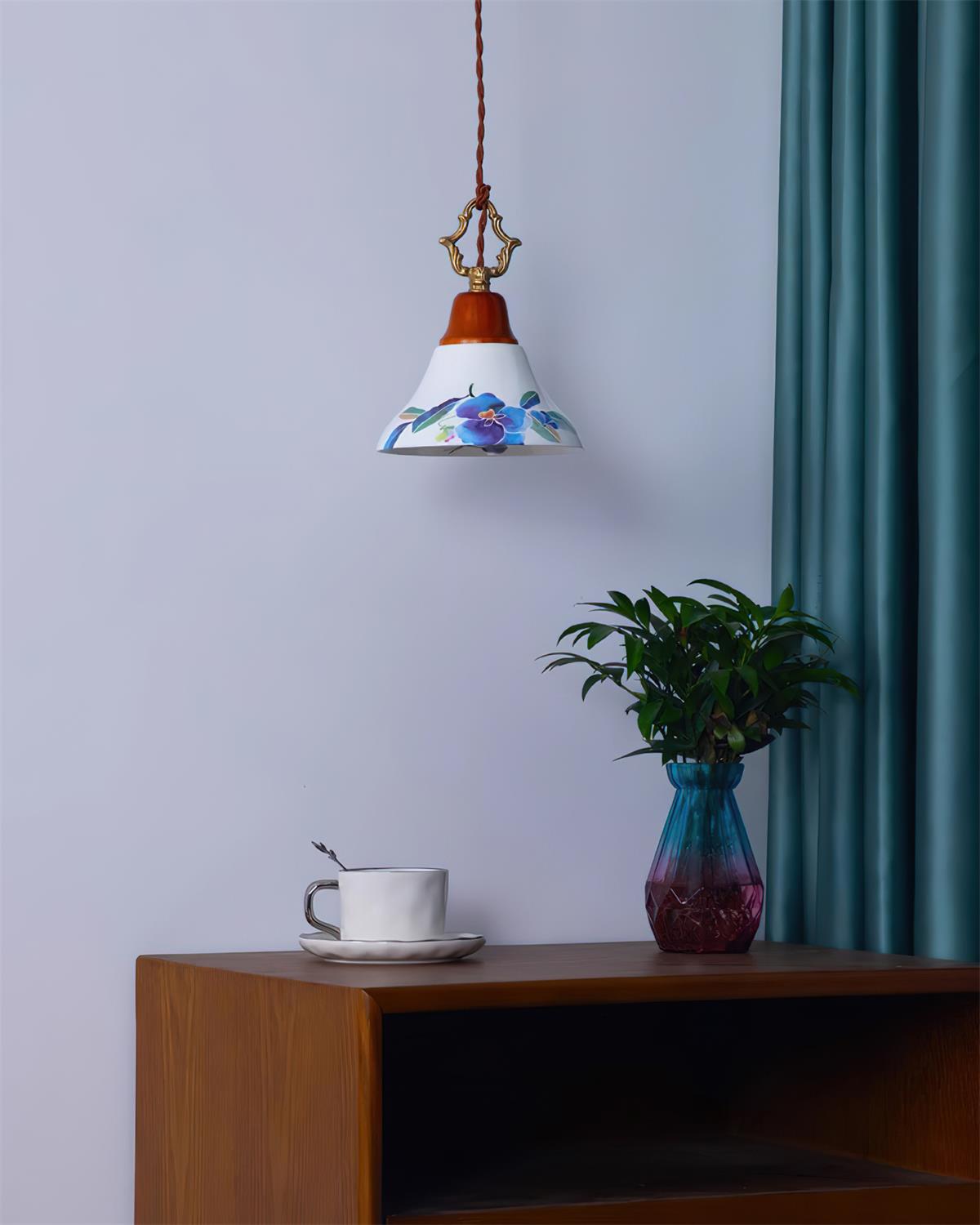 Solvara Petal Ceramic Pendant Lamp