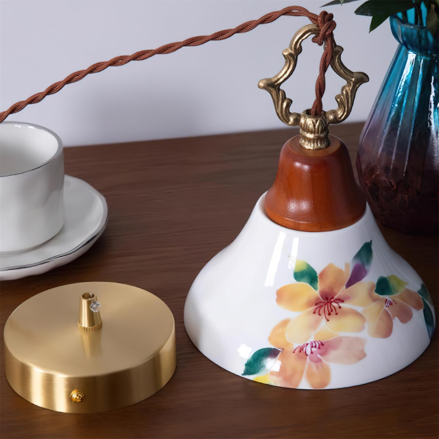 Solvara Petal Ceramic Pendant Lamp