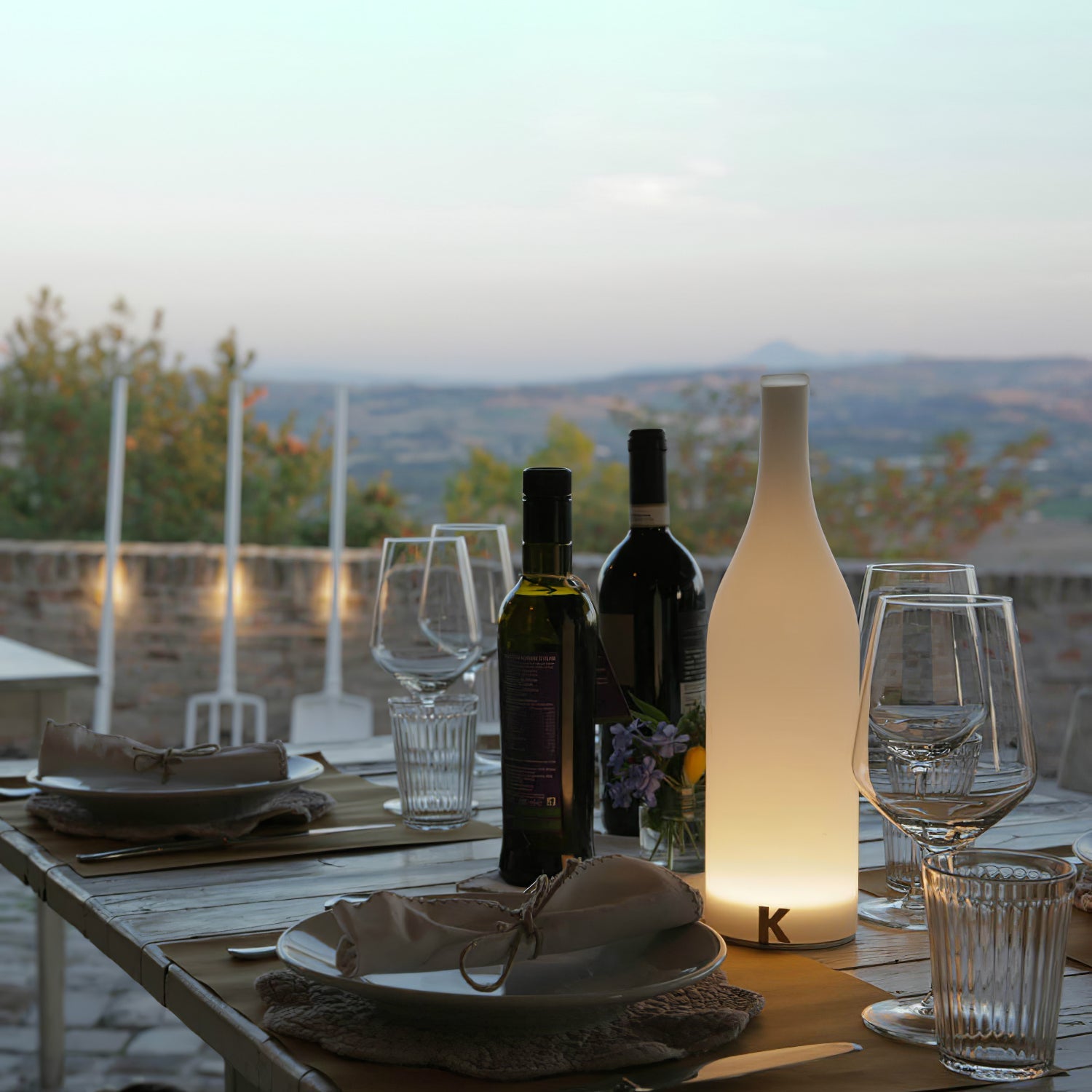 Bacco Built-in Battery Table Lamp - Blowlighting