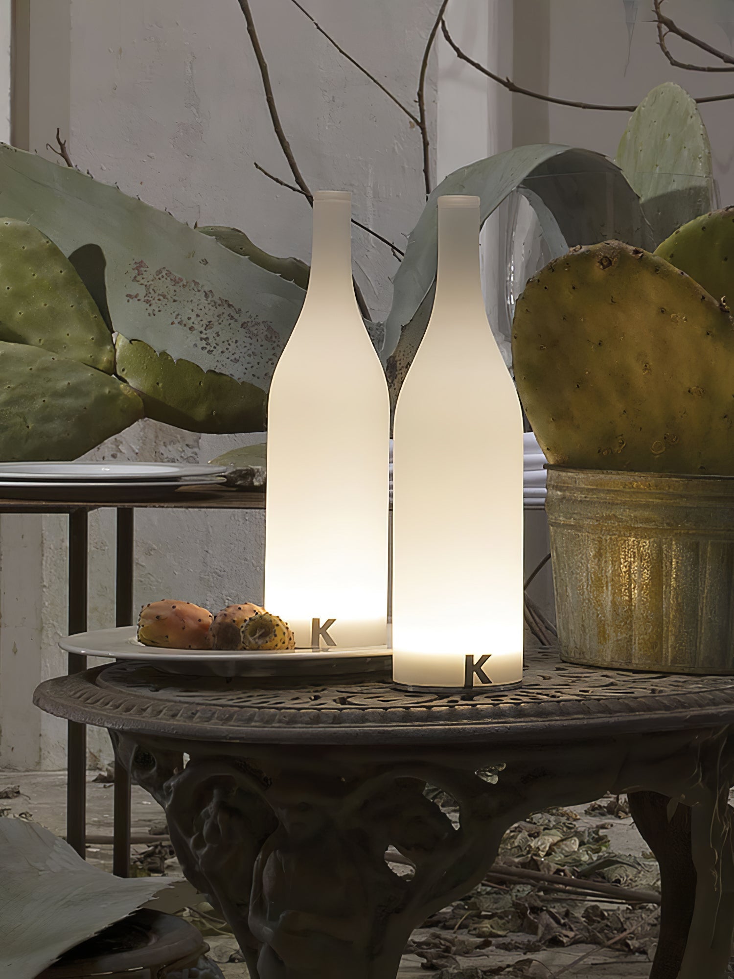 Bacco Built-in Battery Table Lamp - Blowlighting
