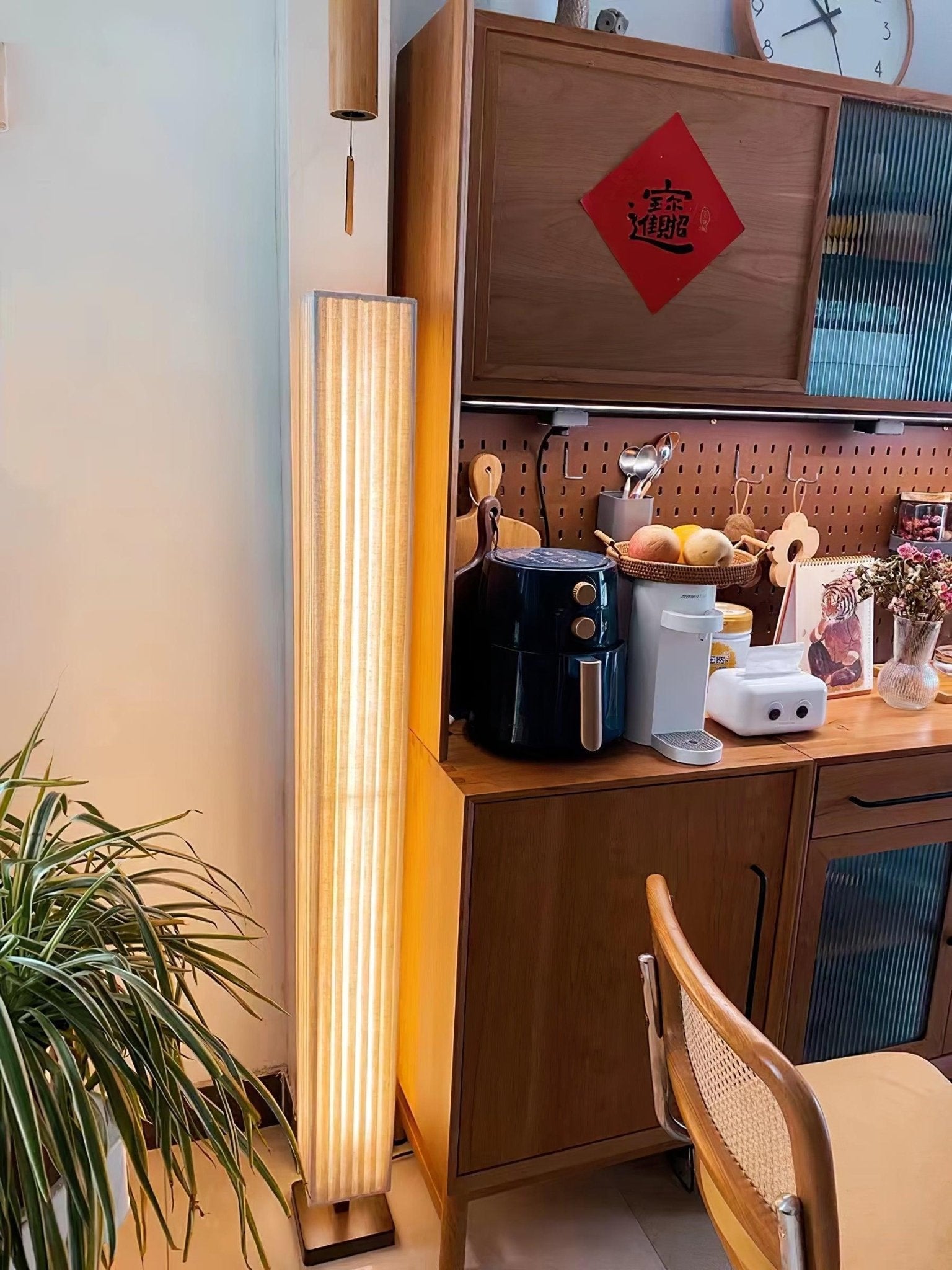 Bailey Floor Lamp - Blowlighting