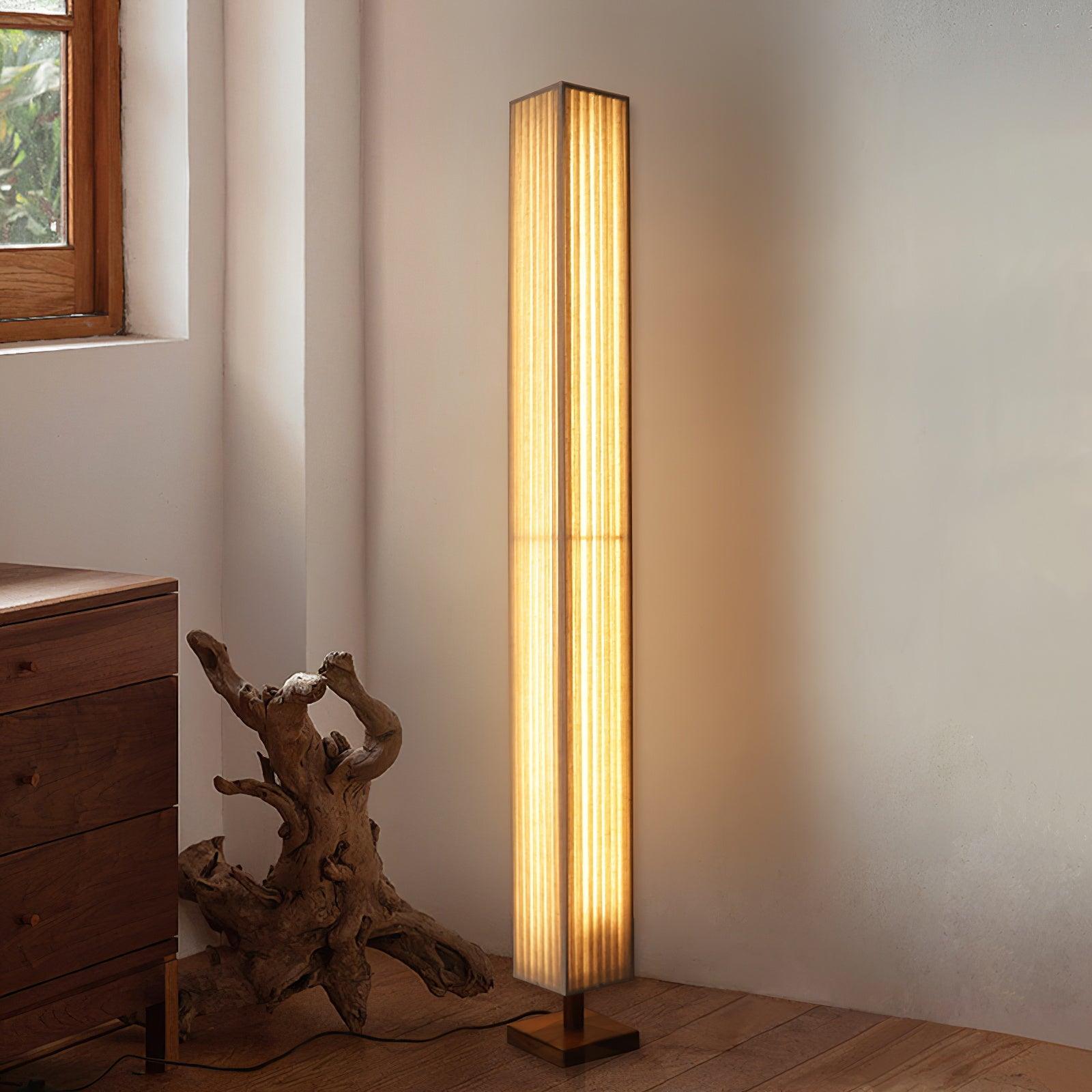 Bailey Floor Lamp - Blowlighting