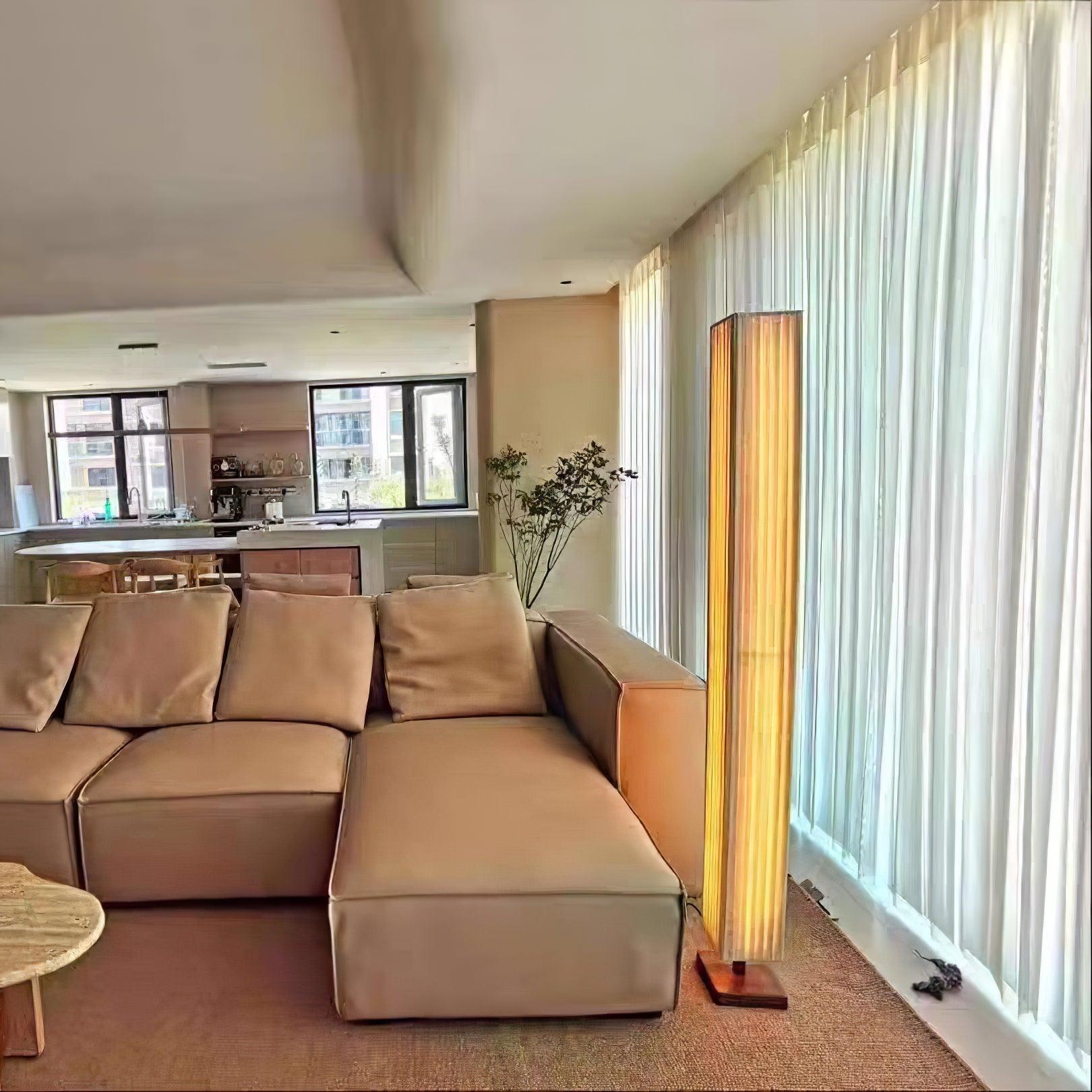 Bailey Floor Lamp - Blowlighting