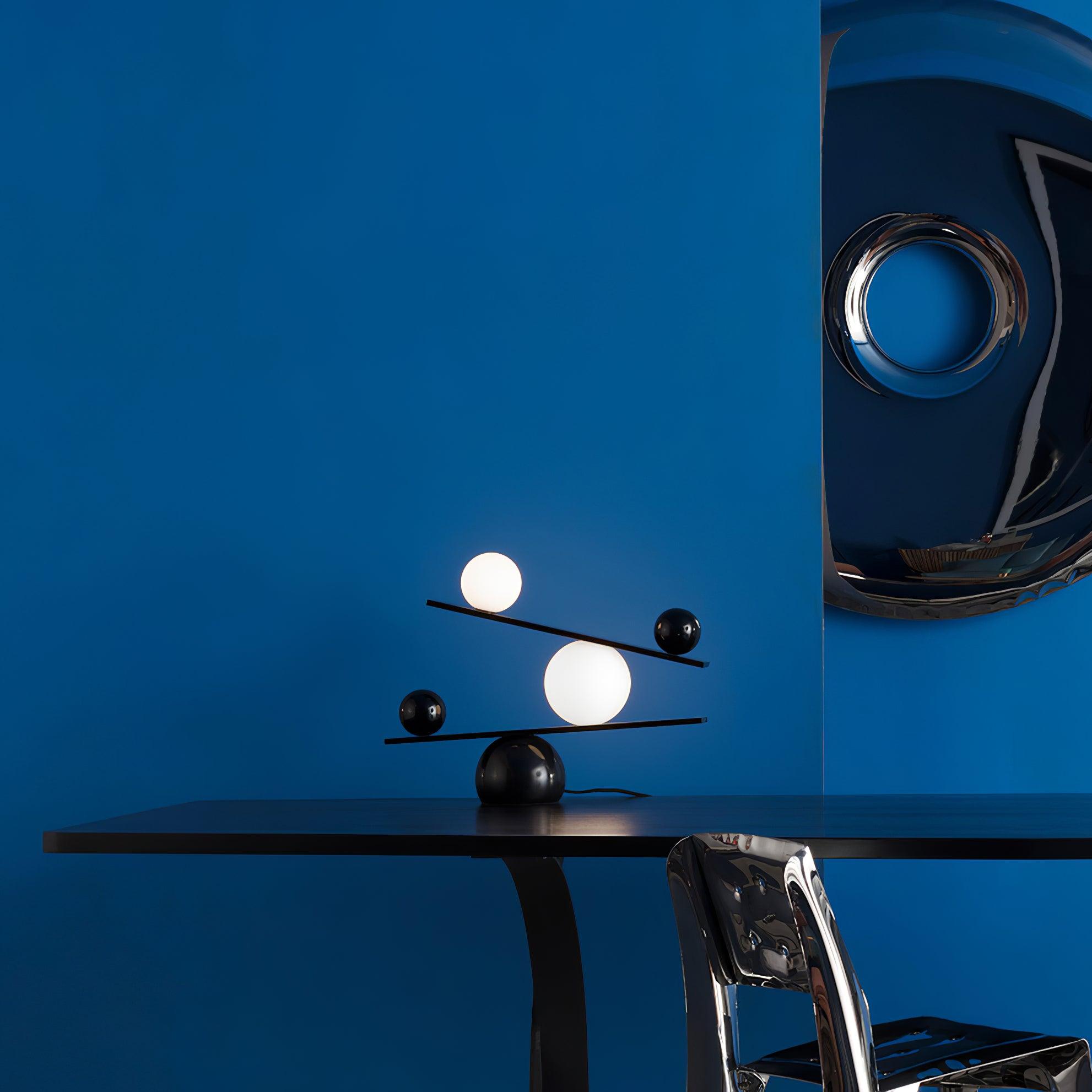 Usilus Table Lamp - Blowlighting