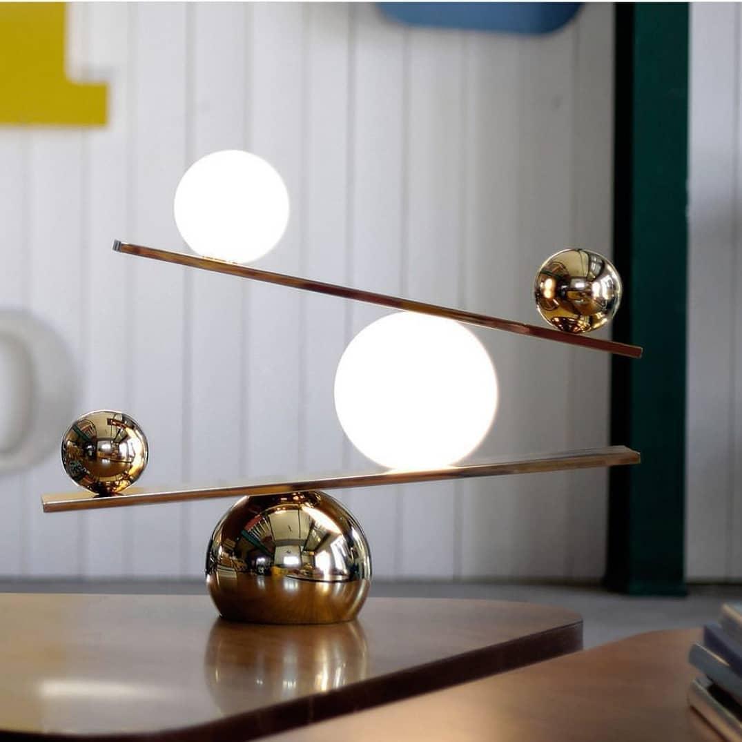 Usilus Table Lamp - Blowlighting
