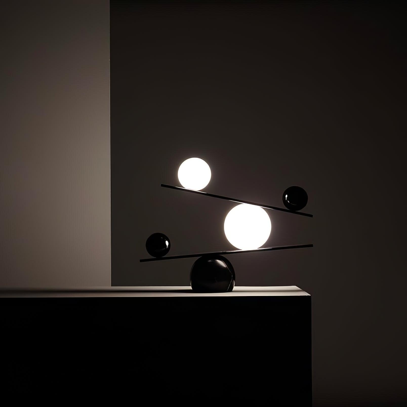 Usilus Table Lamp - Blowlighting