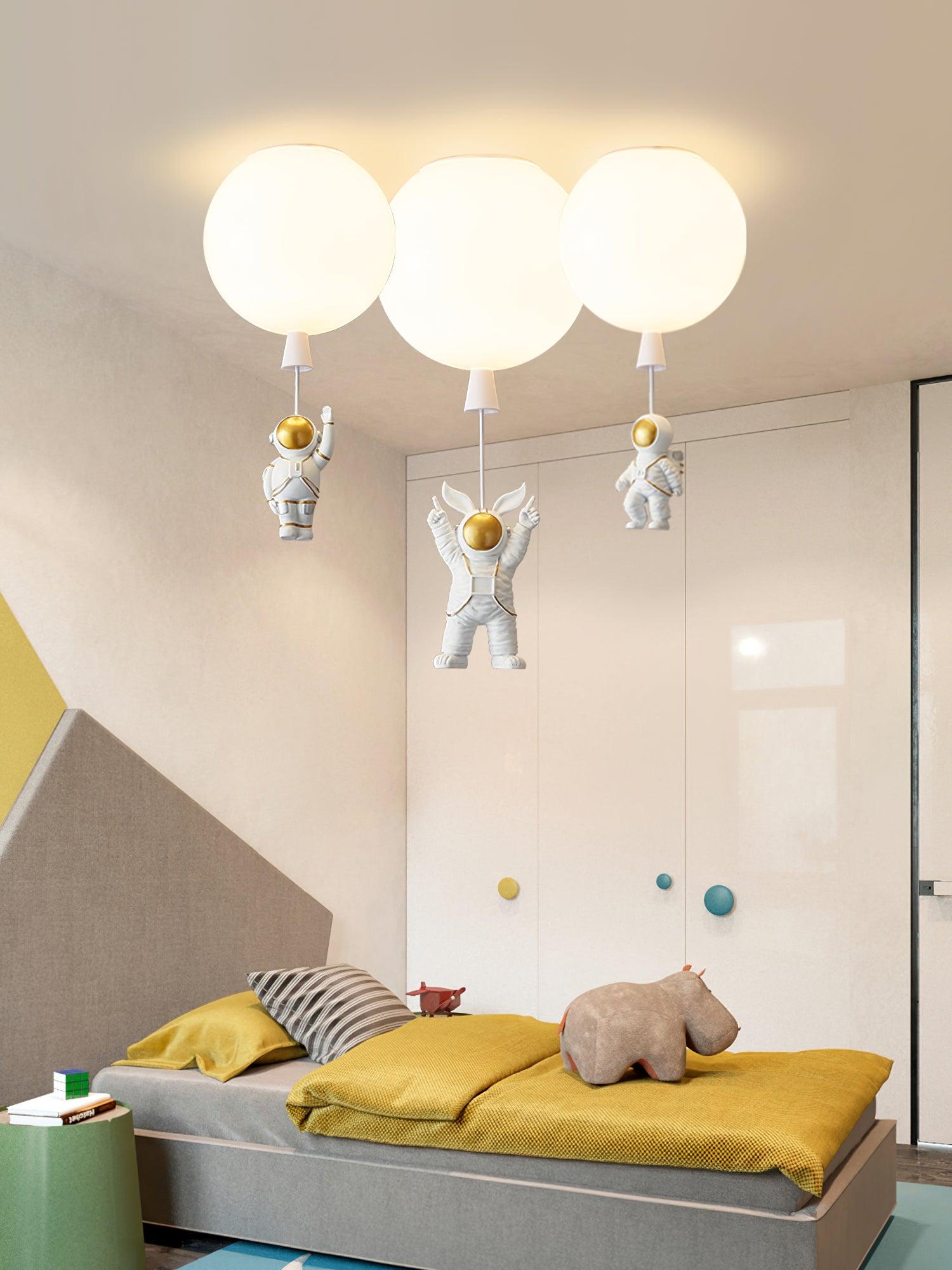 Balloon Glossy Ceiling Light - Blowlighting