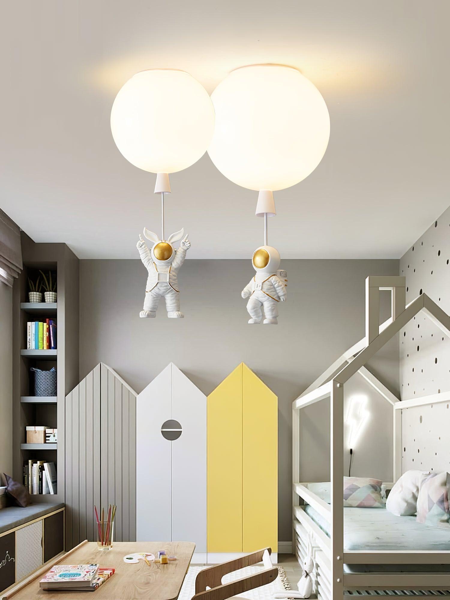 Balloon Glossy Ceiling Light - Blowlighting