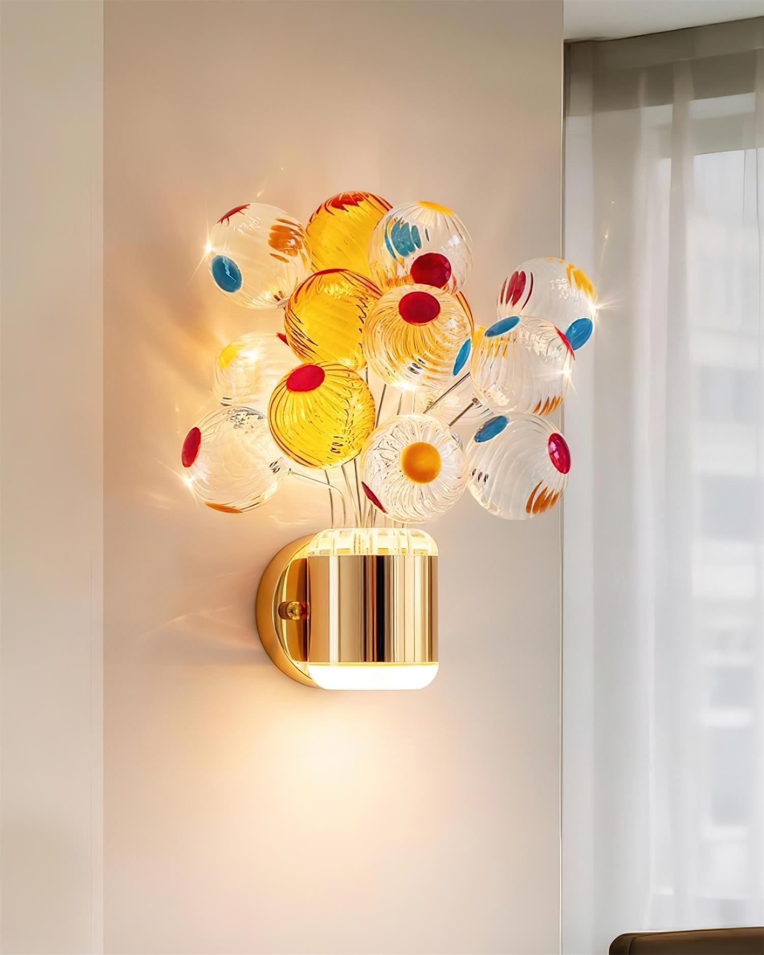 Balloon Art Deco Glass Bouquet Wall Light
