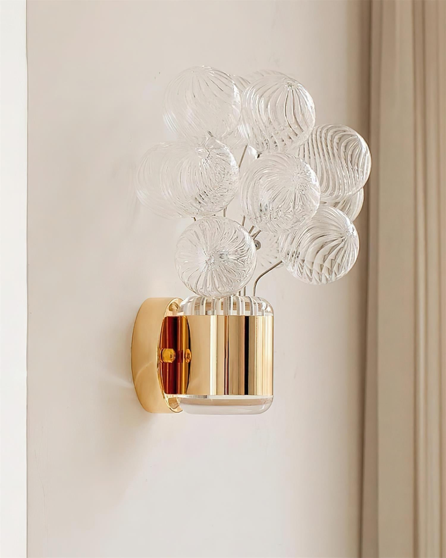 Balloon Art Deco Glass Bouquet Wall Light