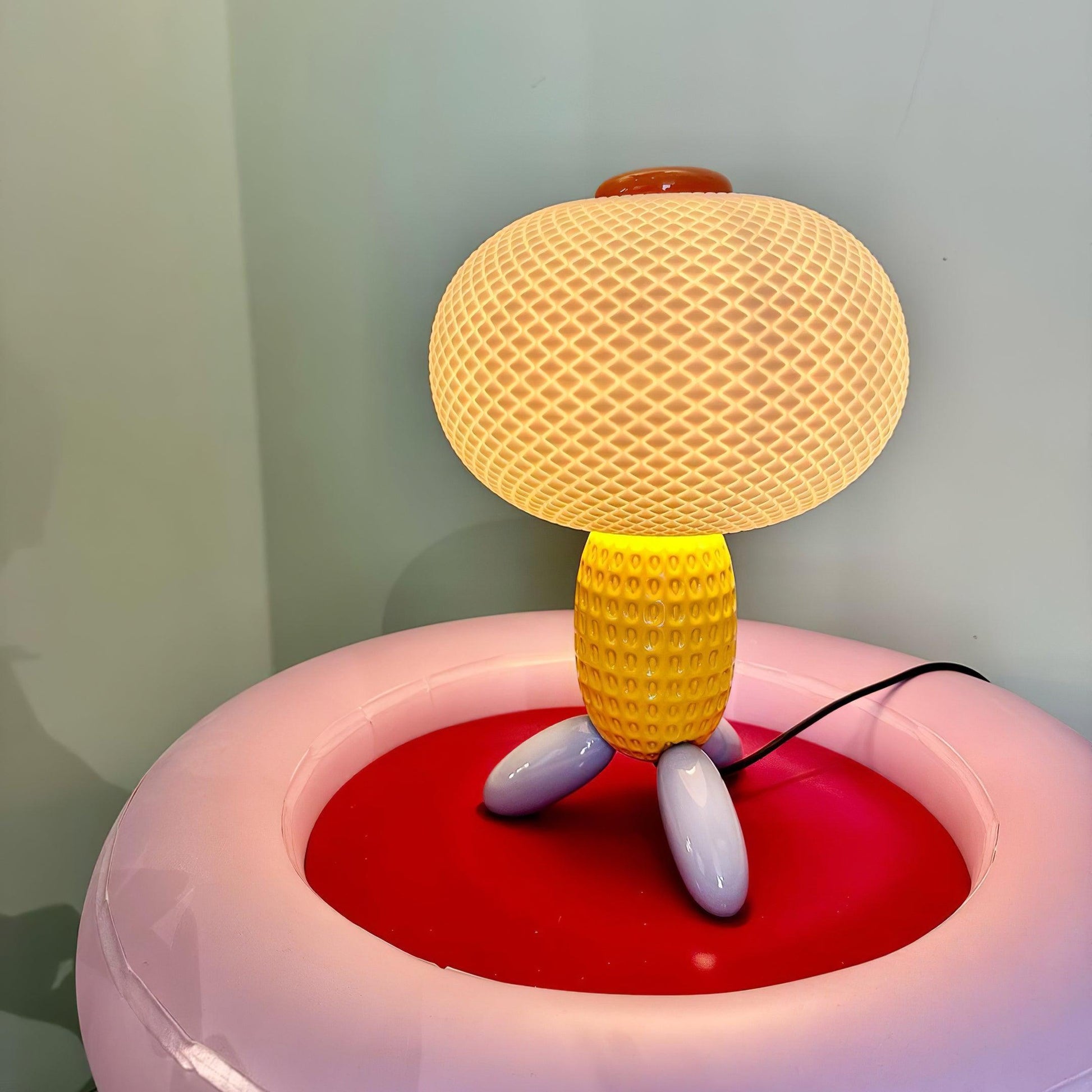 Abigail Modern Glass Table Lamp - Blowlighting