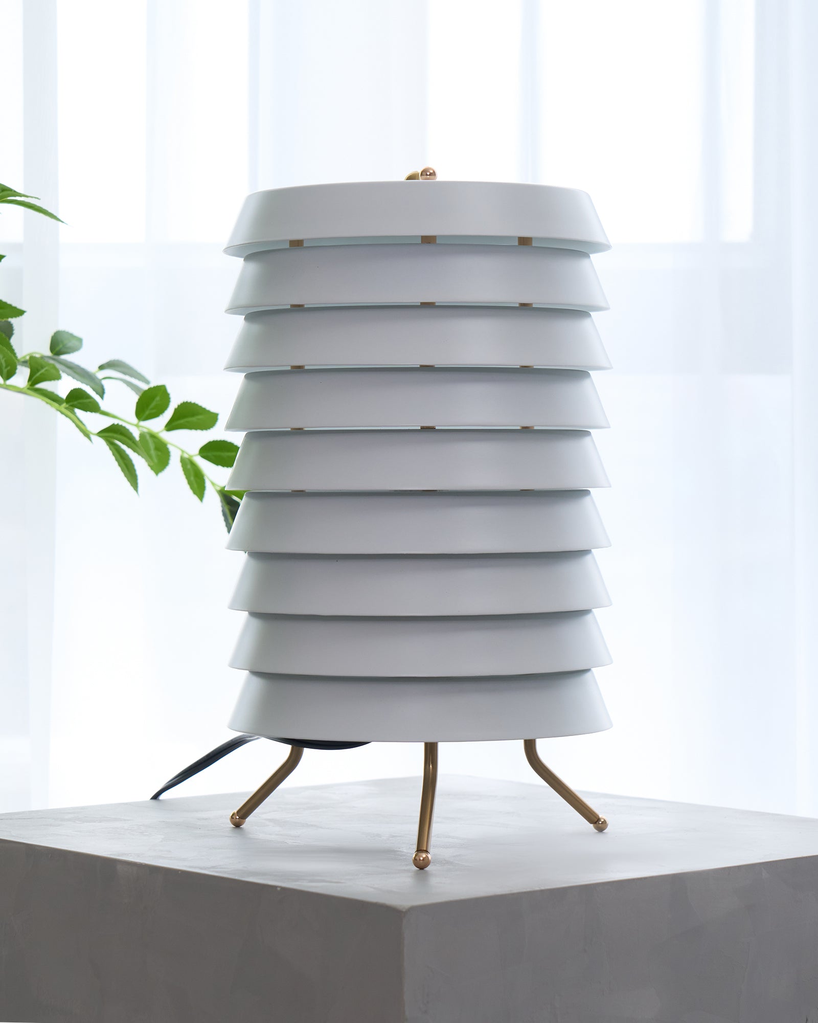 Baltic Tower Table Lamp - Blowlighting