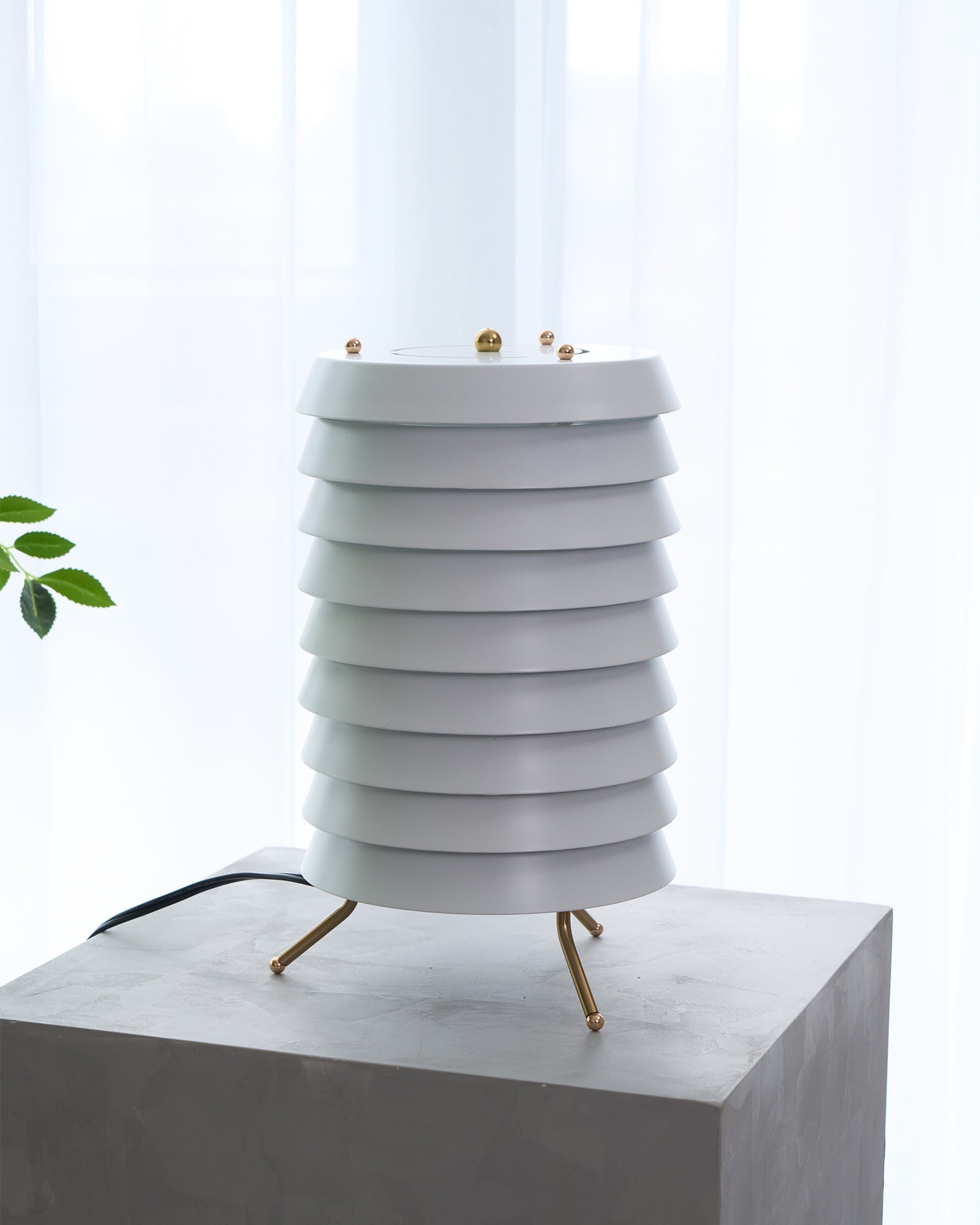 Baltic Tower Table Lamp - Blowlighting