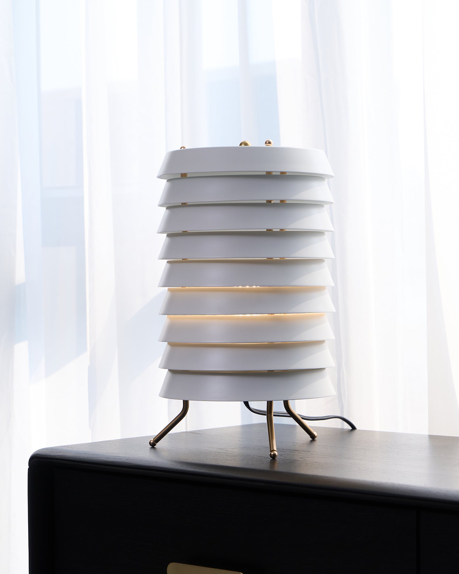 Baltic Tower Table Lamp - Blowlighting