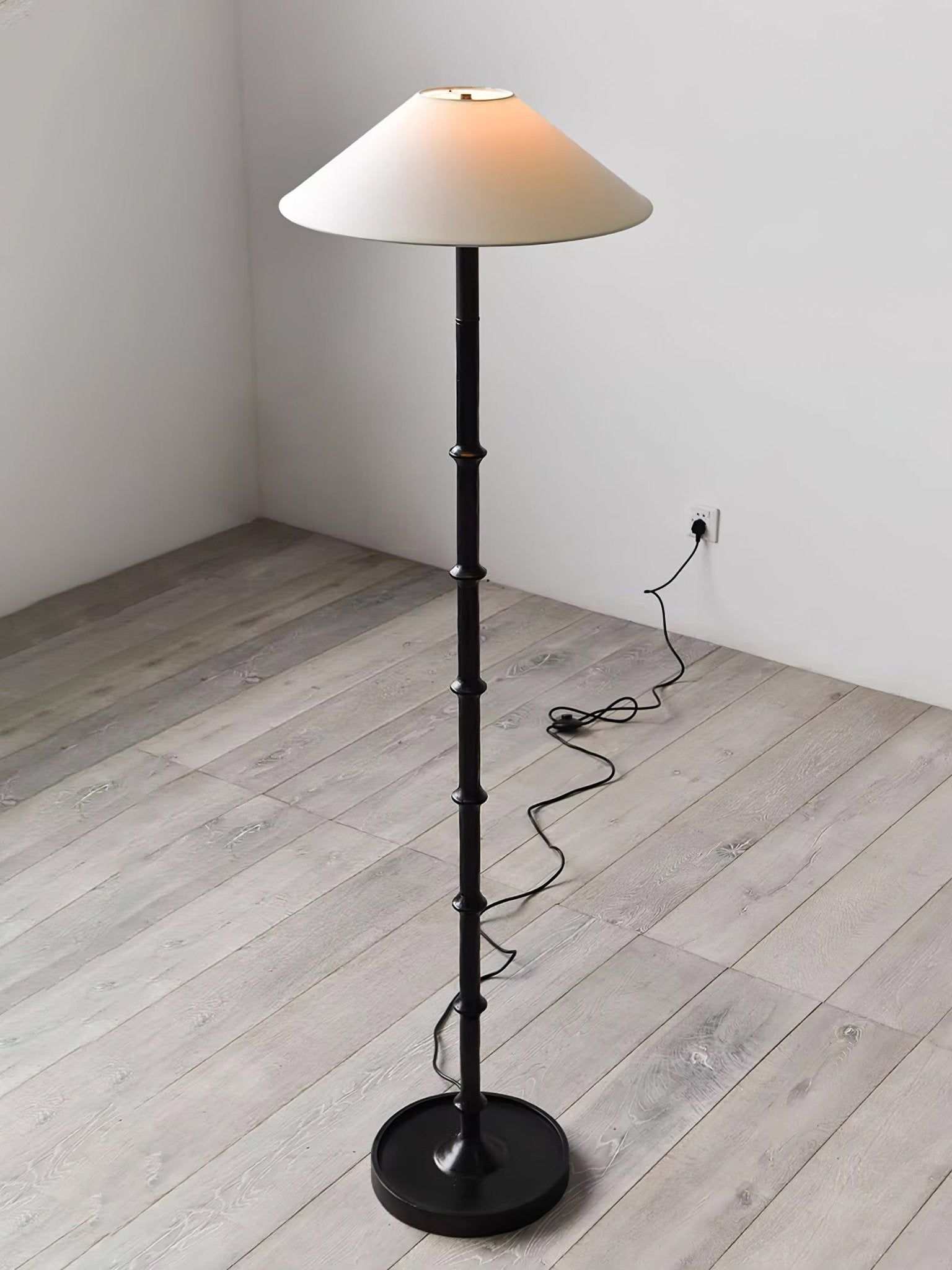 Bamboo Knot Floor Lamp - Blowlighting