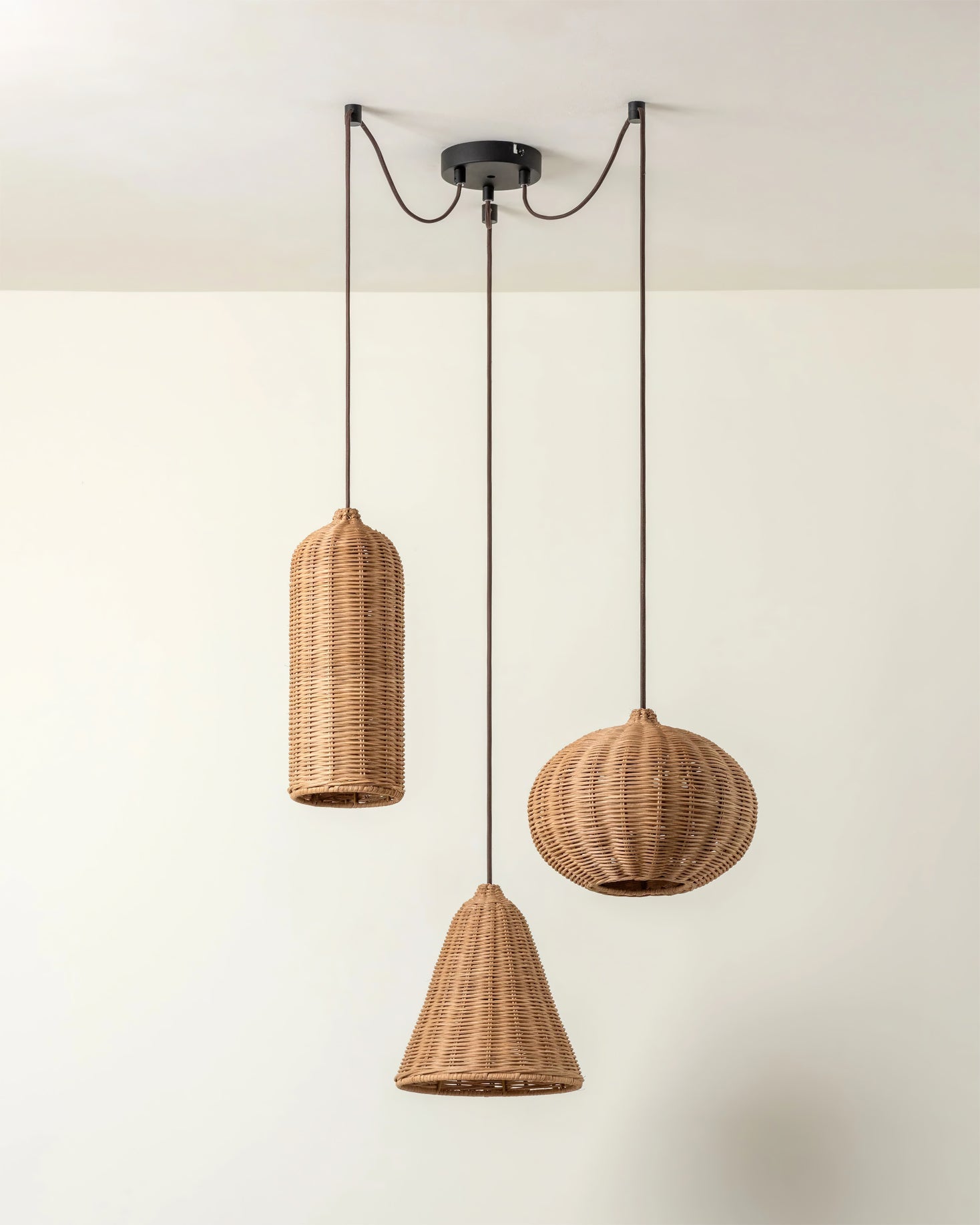 Beliani Oriental Rattan Pendant Light