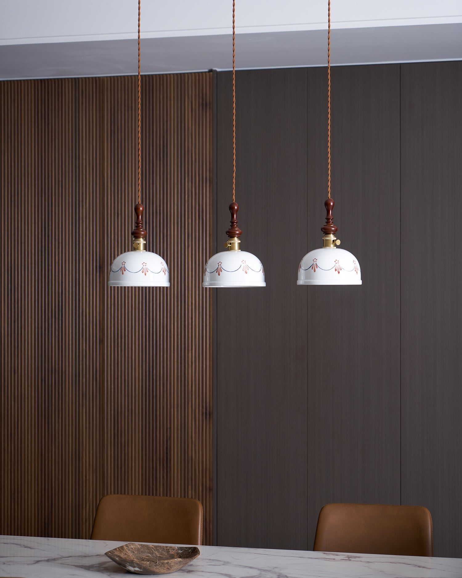 Carillon Vintage Ceramic Pendant Lamp