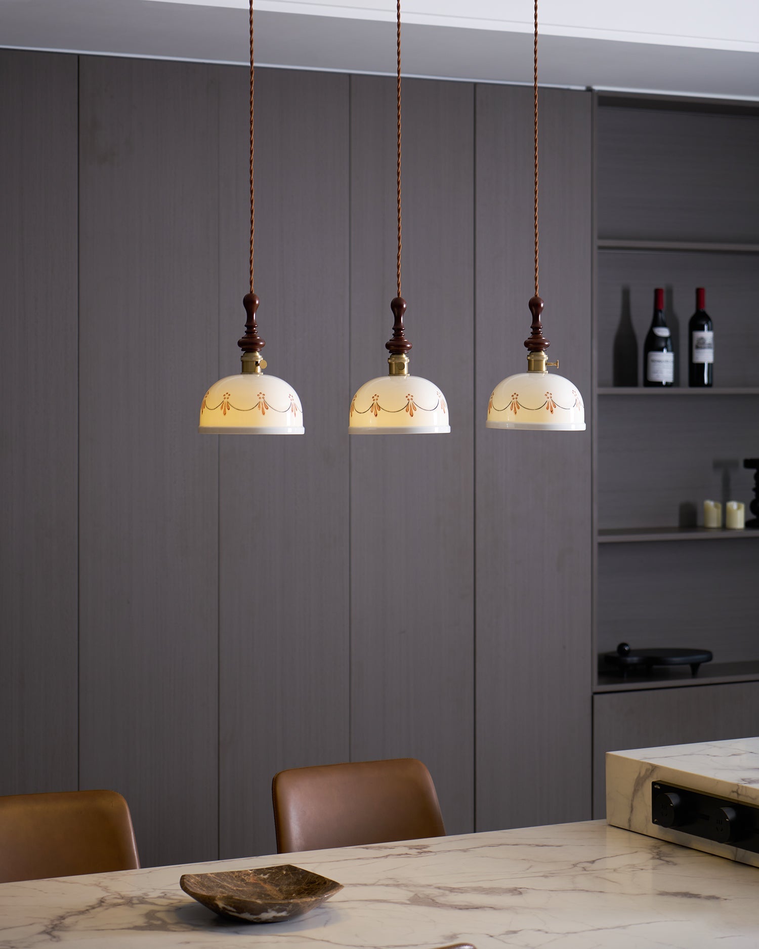 Carillon Vintage Ceramic Pendant Lamp