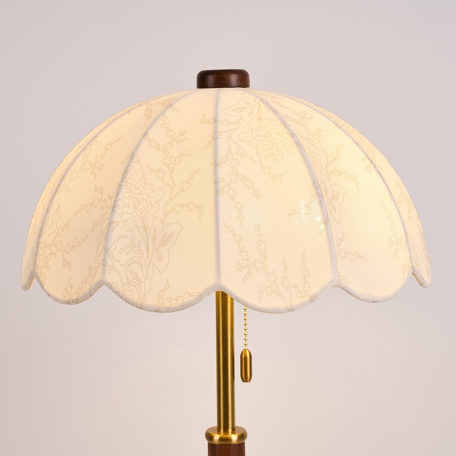 Belle Table Lamp - Blowlighting