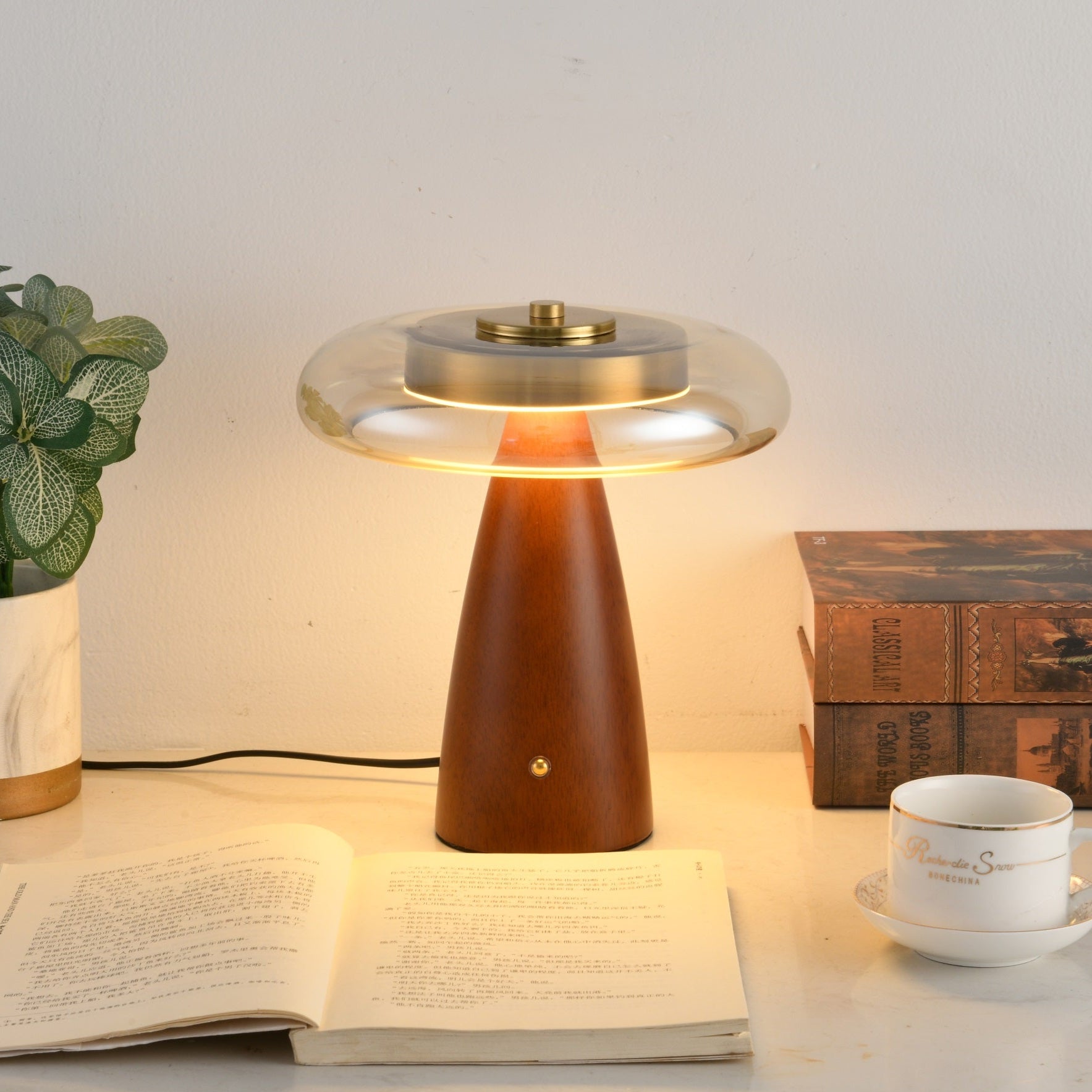 Mushroom Retro Glass Table Lamp - Blowlighting