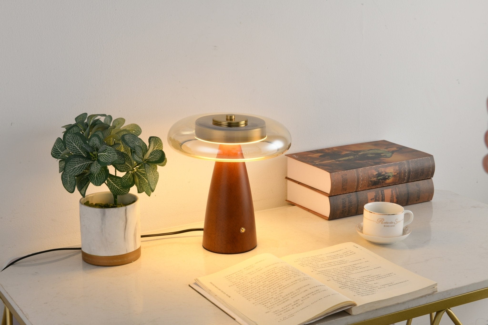 Mushroom Retro Glass Table Lamp - Blowlighting