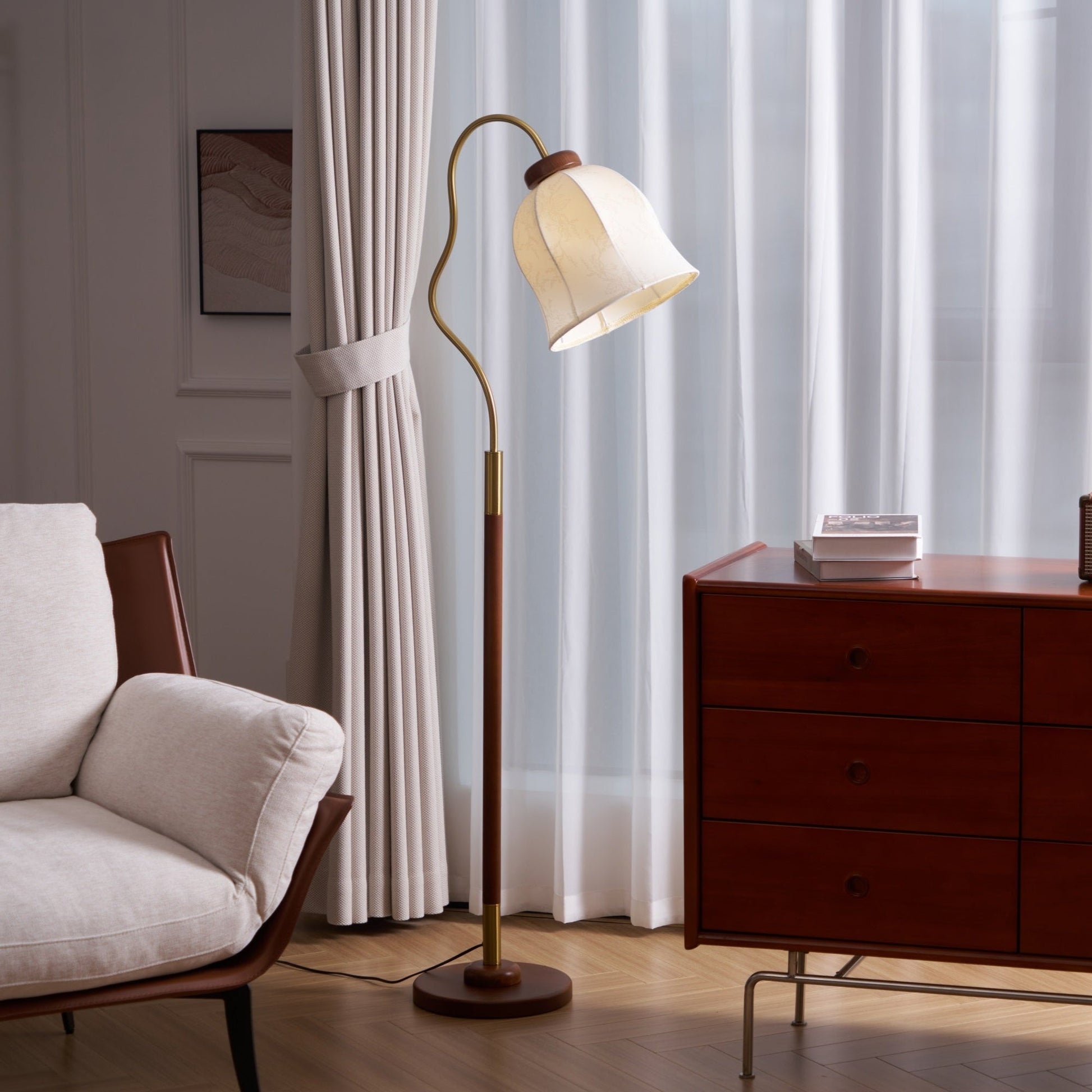 Bellvine Floor Lamp - Blowlighting