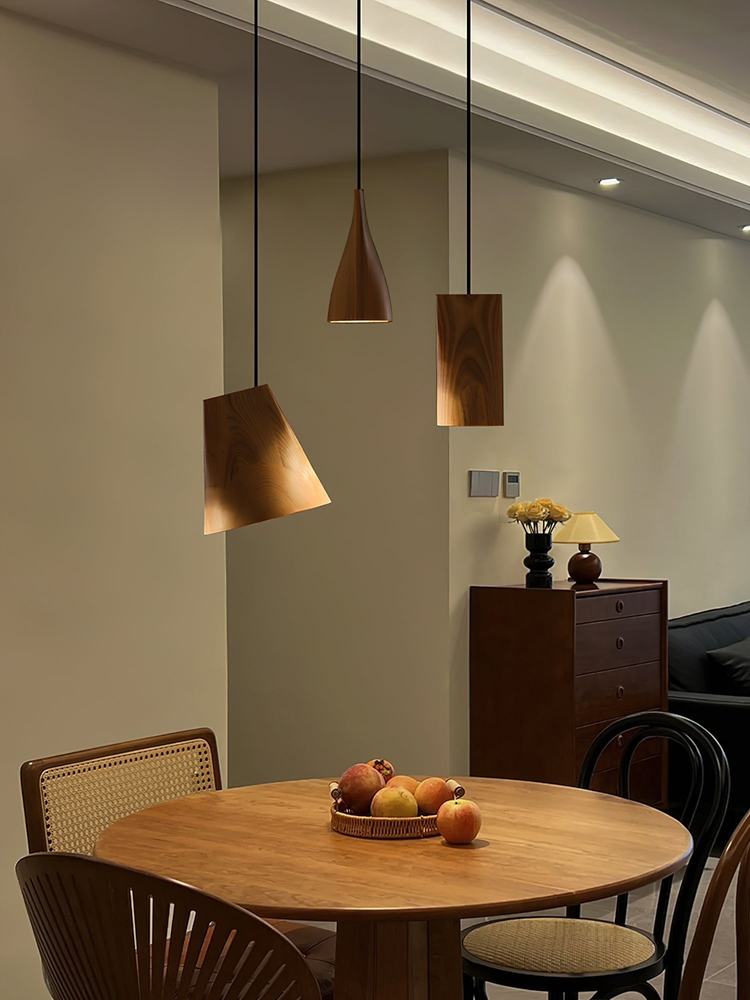 Ivarara Asymmetrical Wood Pendant Light - Blowlighting