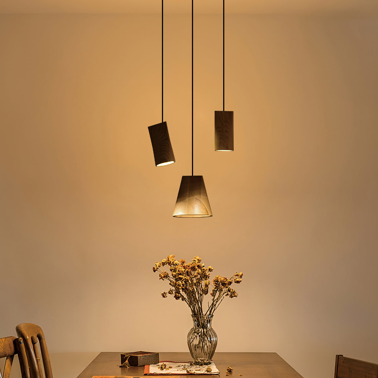 Ivarara Asymmetrical Wood Pendant Light - Blowlighting