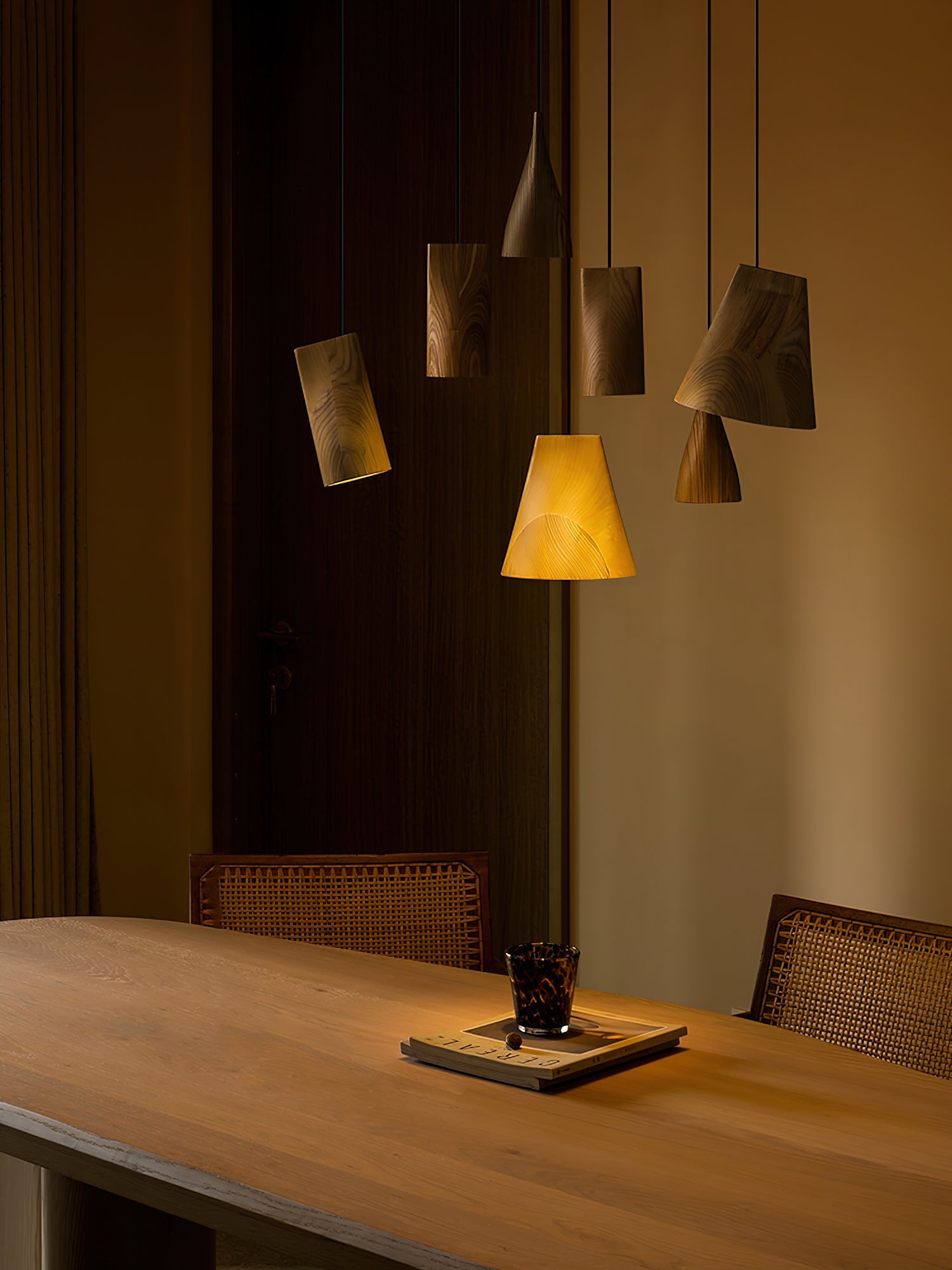 Ivarara Asymmetrical Wood Pendant Light - Blowlighting