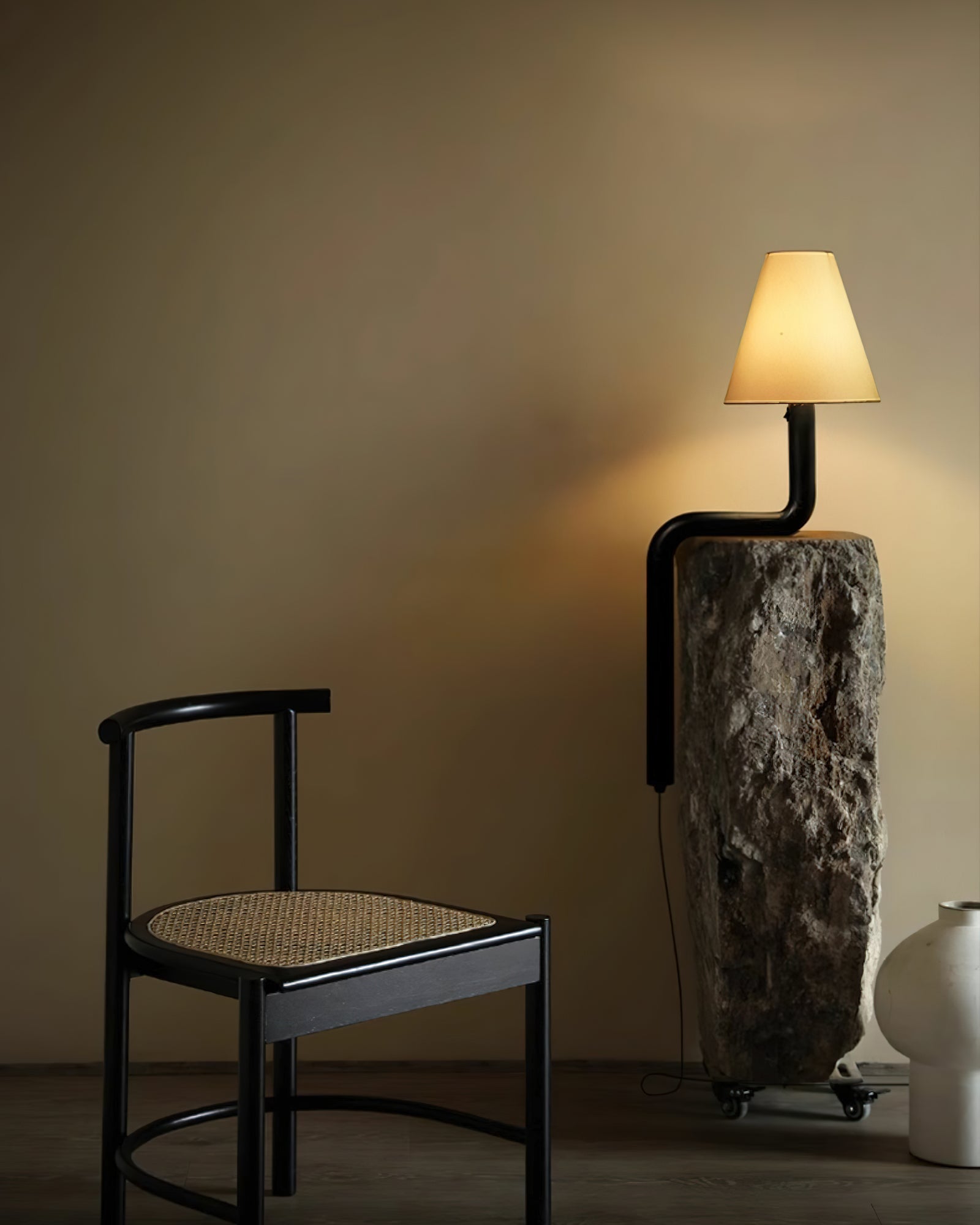 Bend Wood Table Lamp - Blowlighting