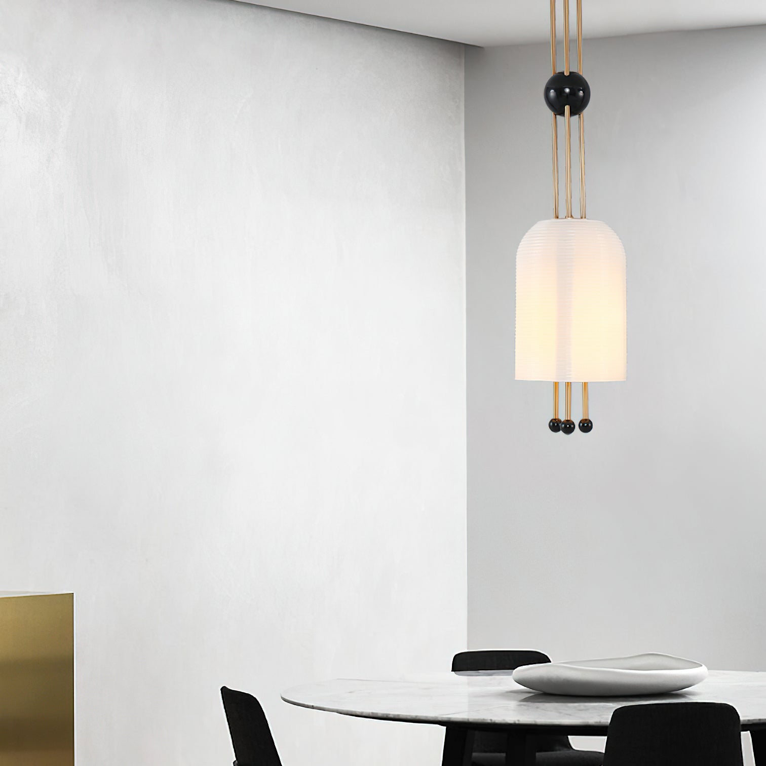 Voloraris Traditional Elegance Metal Glass Pendant Light - Blowlighting
