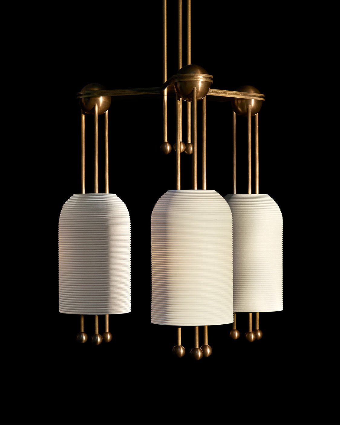 Voloraris Traditional Elegance Metal Glass Pendant Light - Blowlighting