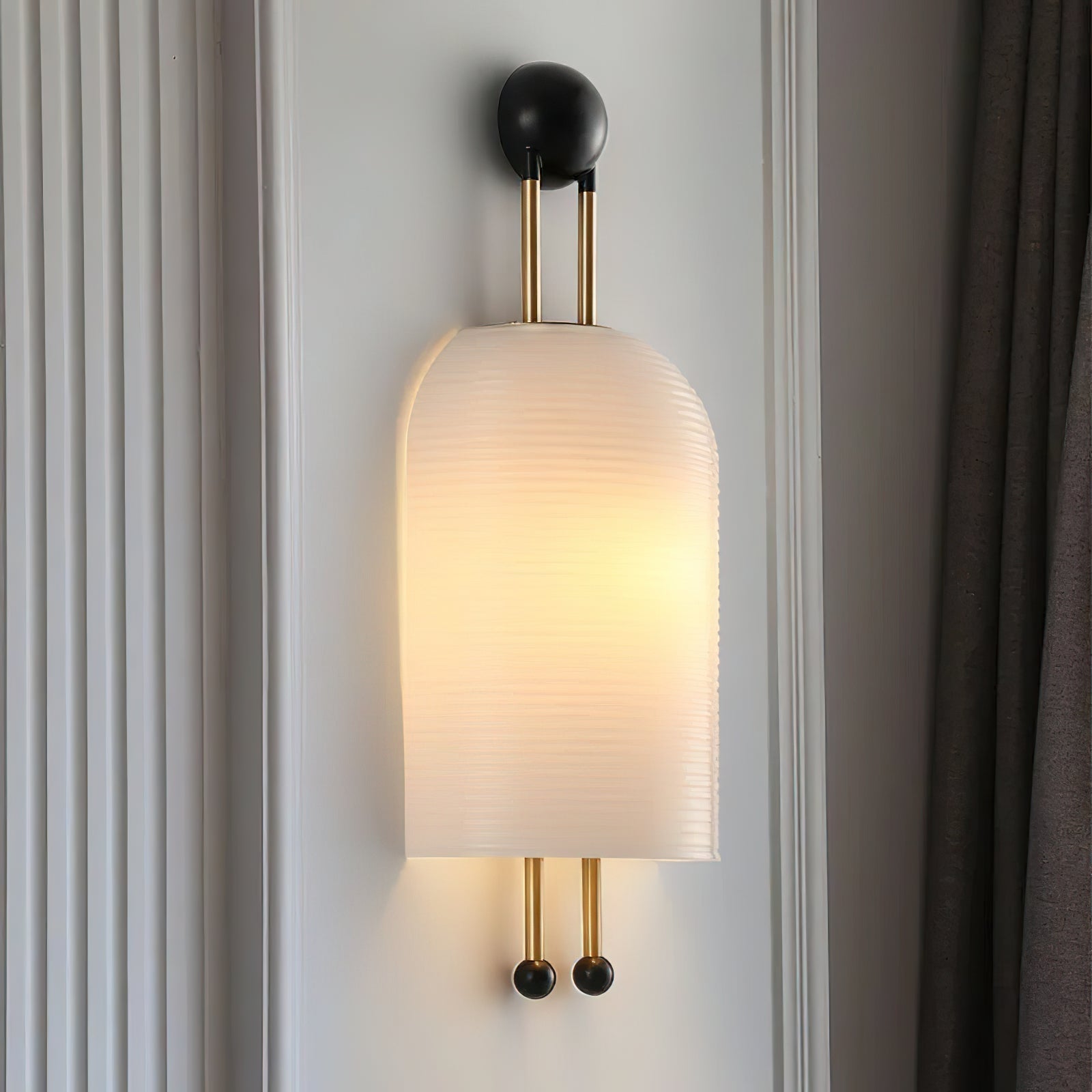 Benjamin Wall Light - Blowlighting
